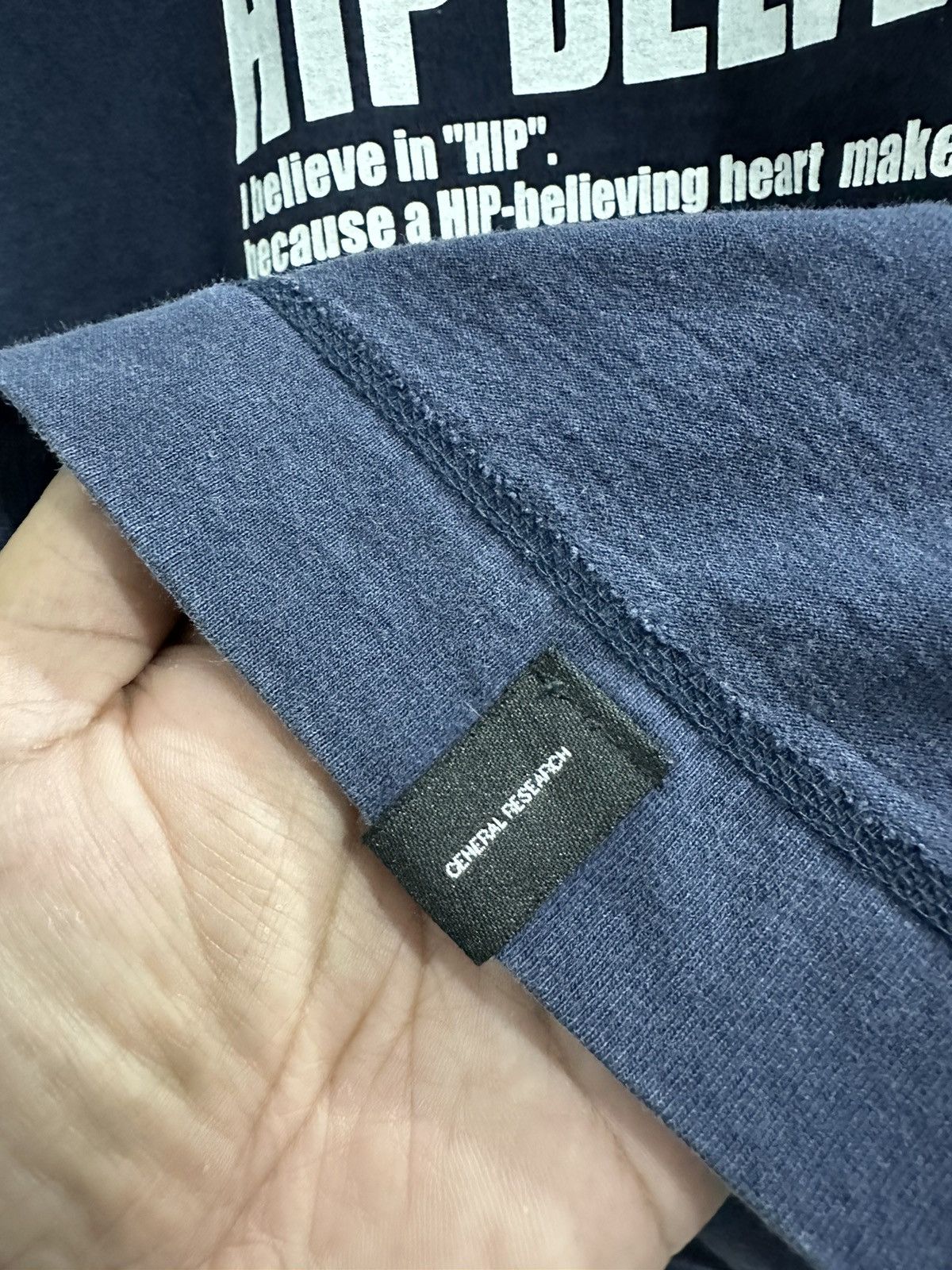 General Research Rare 2004 GENERAL RESEARCH “Hip Beliver” Tshirt Size US L / EU 52-54 / 3 - 9 Thumbnail