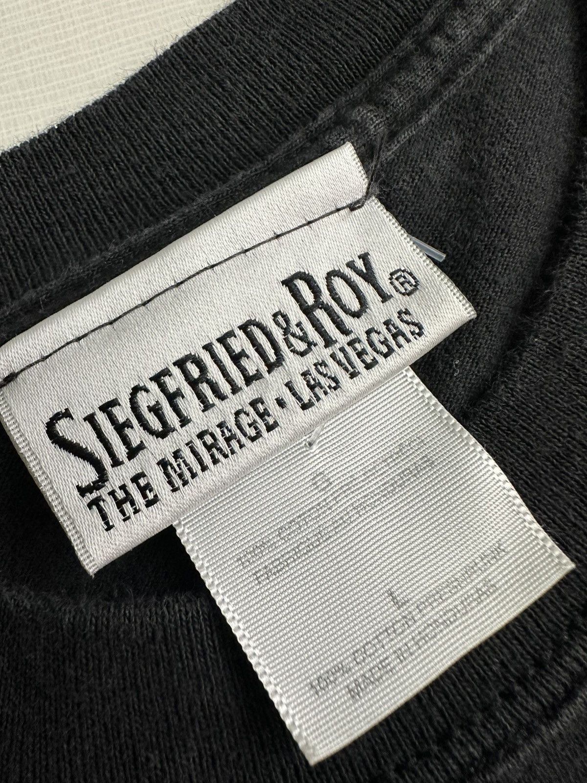 Vintage Vintage 90s Siegfried & Roy White Tiger The Mirage Las Vegas Size US L / EU 52-54 / 3 - 8 Thumbnail