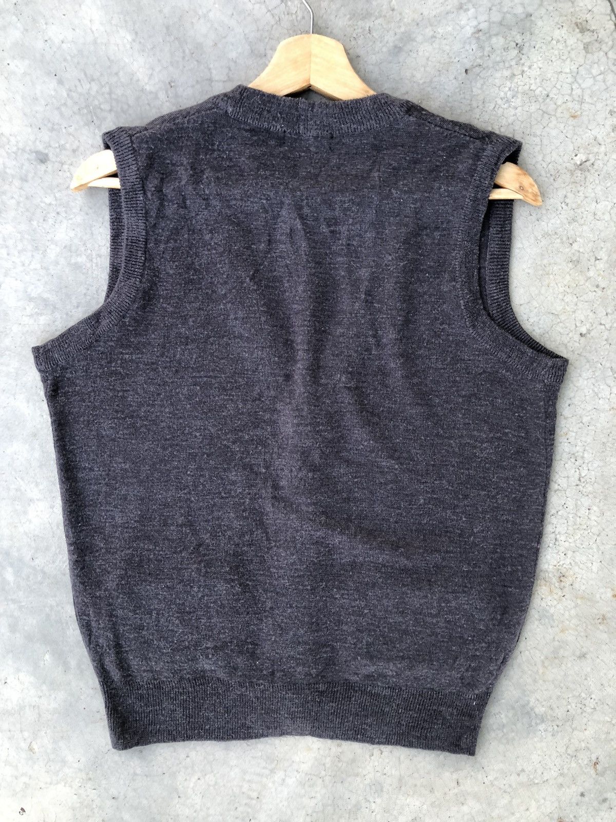 Japanese Brand Grey V-Neck Sweater Vest Cardigan With Pocket Size US M / EU 48-50 / 2 - 9 Thumbnail
