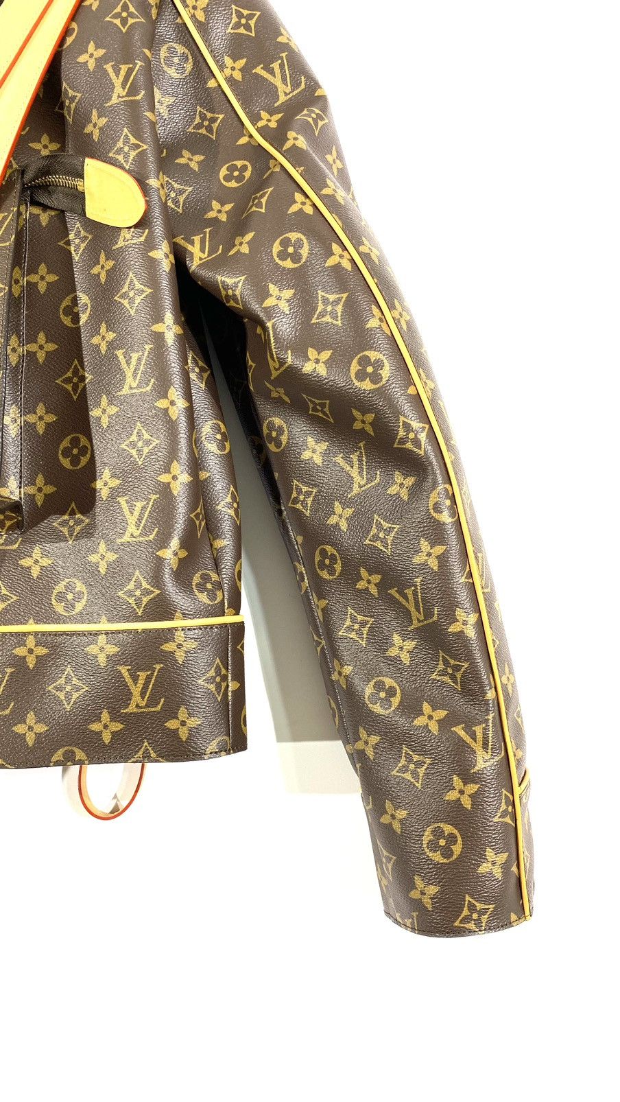 Louis Vuitton Louis Vuitton Monogram Admiral 46 Leather Jacket Virgil Size US S / EU 44-46 / 1 - 12 Thumbnail