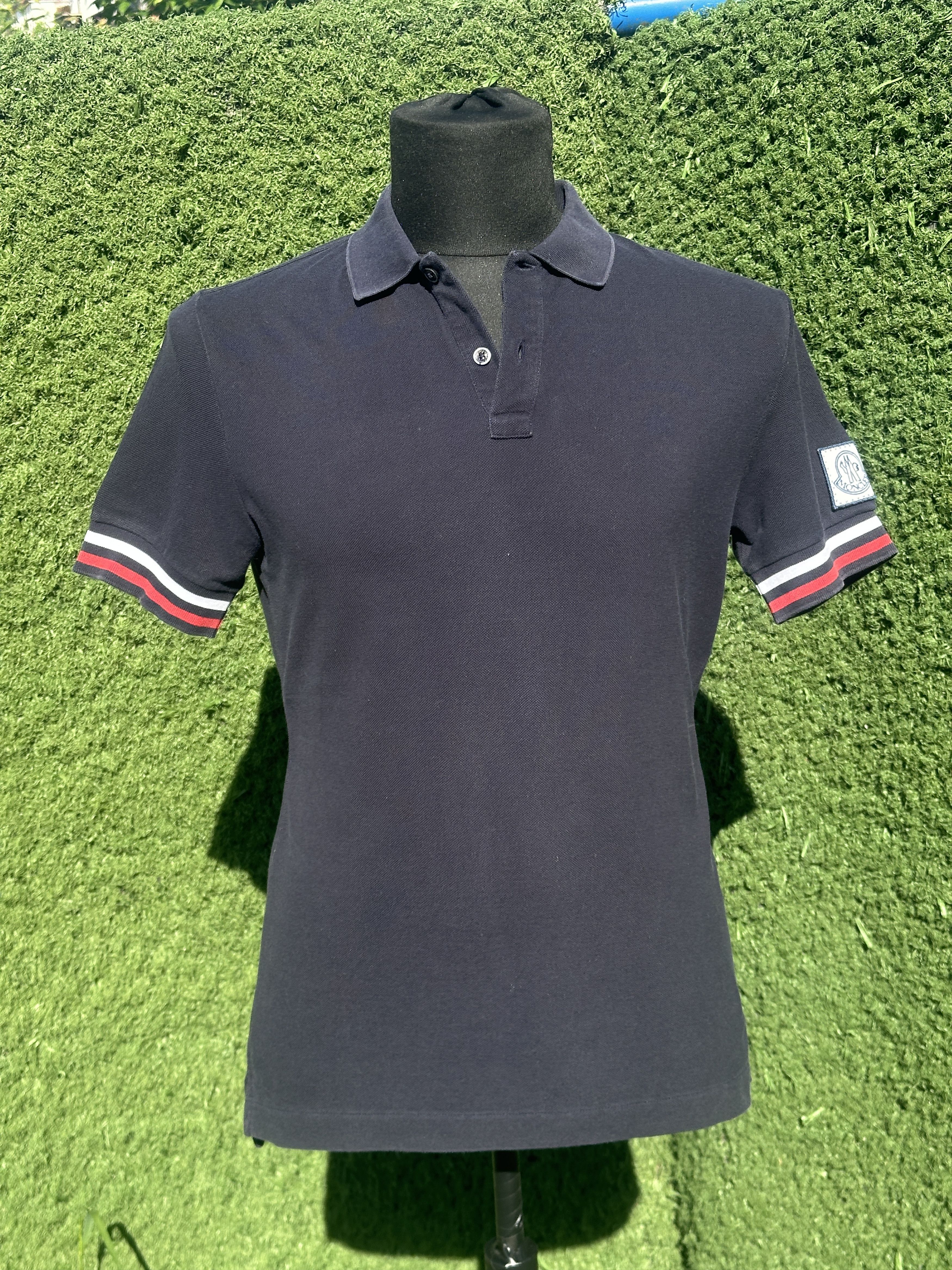 Moncler Moncler Gamme Bleu Blouse Casual Short Sleeve Tee Size M Size US M / EU 48-50 / 2 - 1 Thumbnail