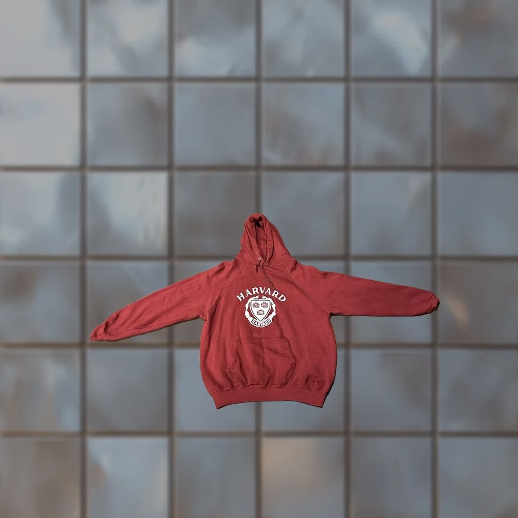 Champion VINTAGE Champion Harvard University Hoodie XL Mens Red 80s USA Sweatshirt Pullover Size US XL / EU 56 / 4 - 1 Thumbnail