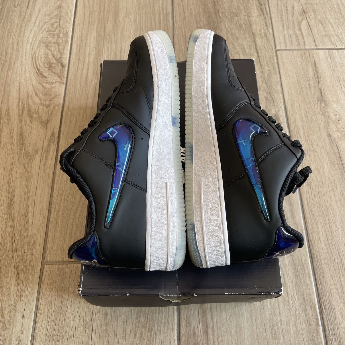 Nike PlayStation Air Force 1 Low 2018 QS Size US 10 / EU 43 - 4 Thumbnail