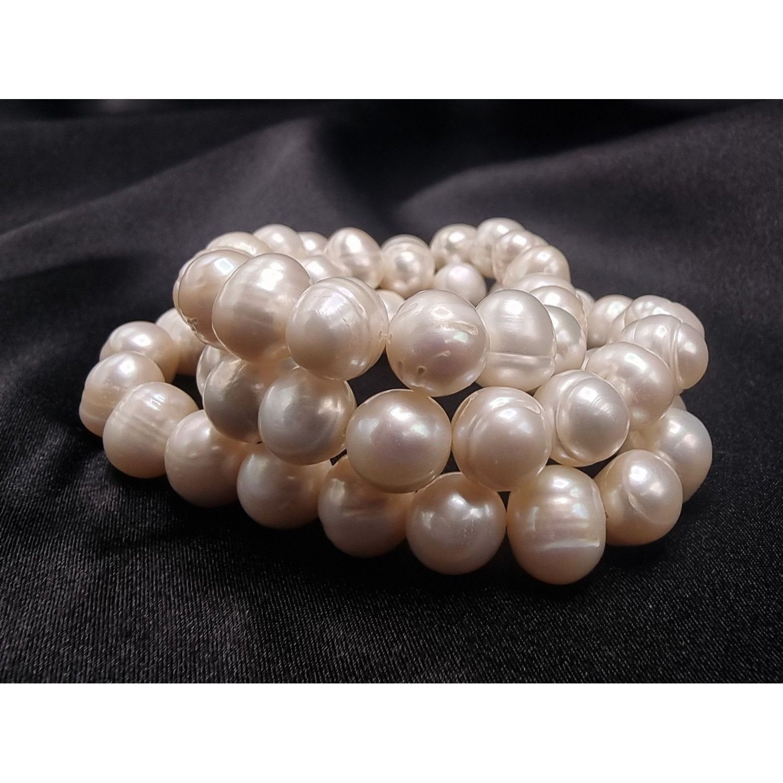Vintage Freshwater Pearl Stretch Bracelets Set Of 3 Elegant White Be Size ONE SIZE - 2 Thumbnail