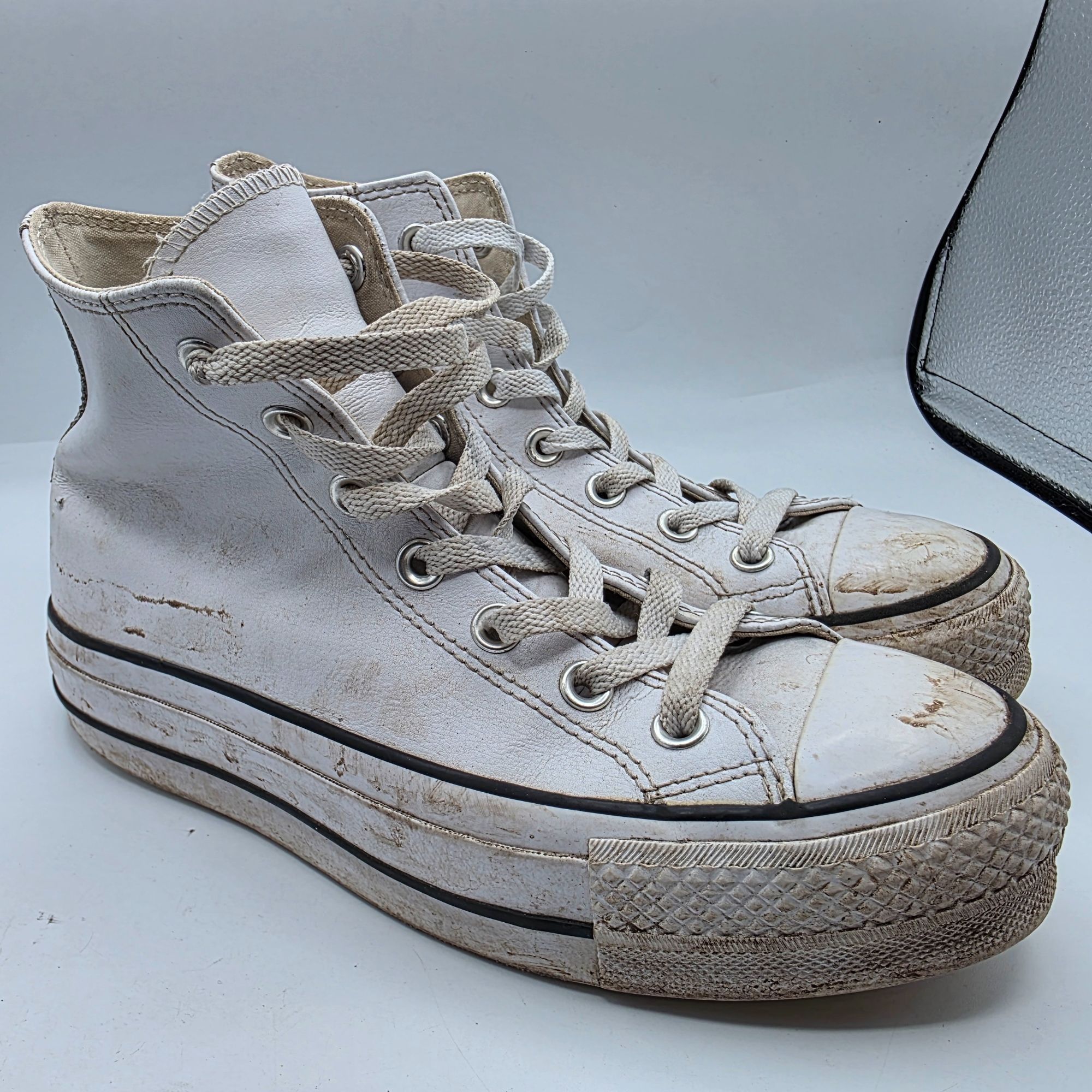 Converse Converse Chuck Taylor All Star Lift Platform Leather Womens Size US 7 / IT 37 - 1 Thumbnail