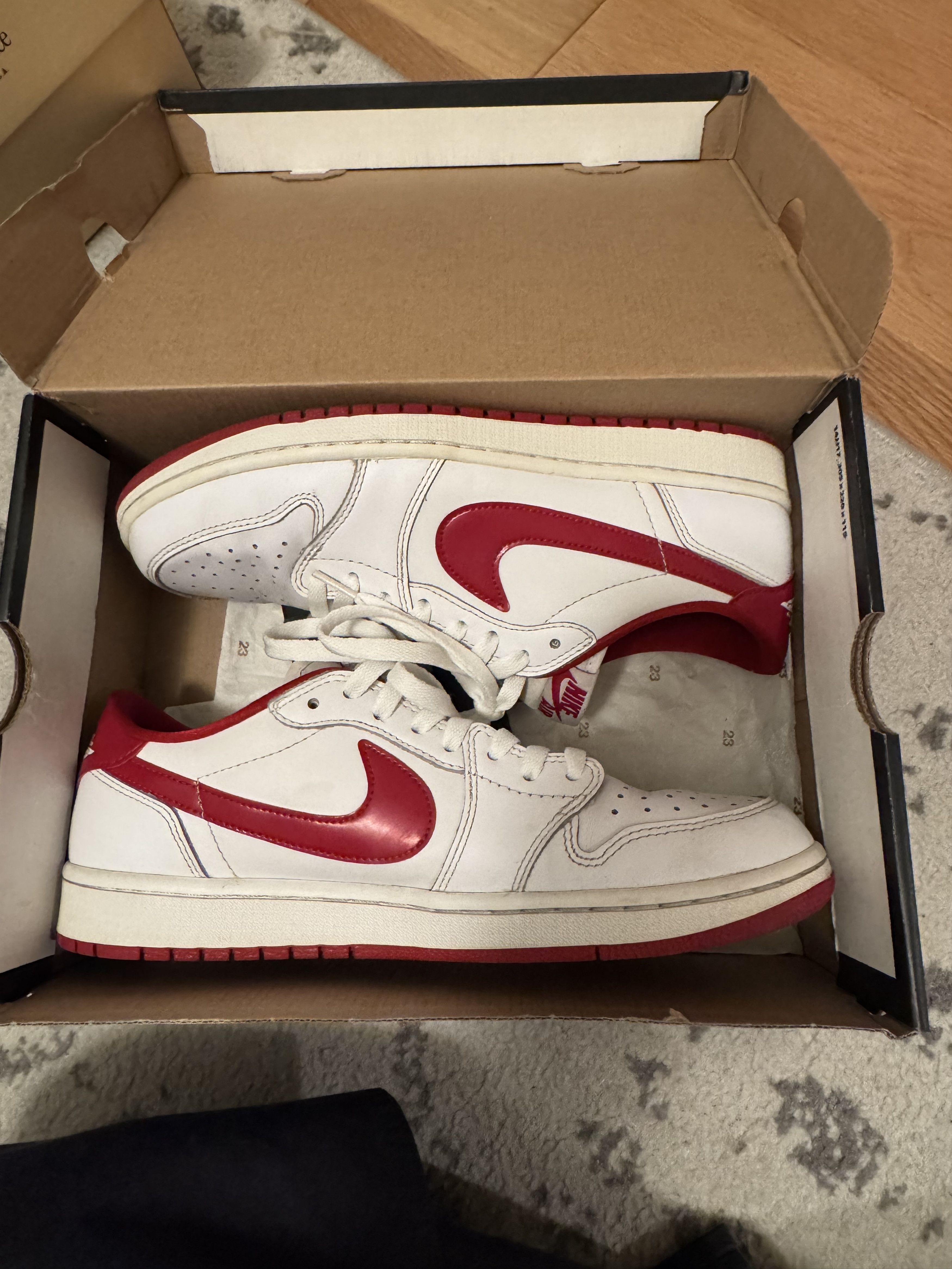 Jordan Brand AIR JORDAN 1 RETRO LOW OG Size US 10 / EU 43 - 1 Thumbnail