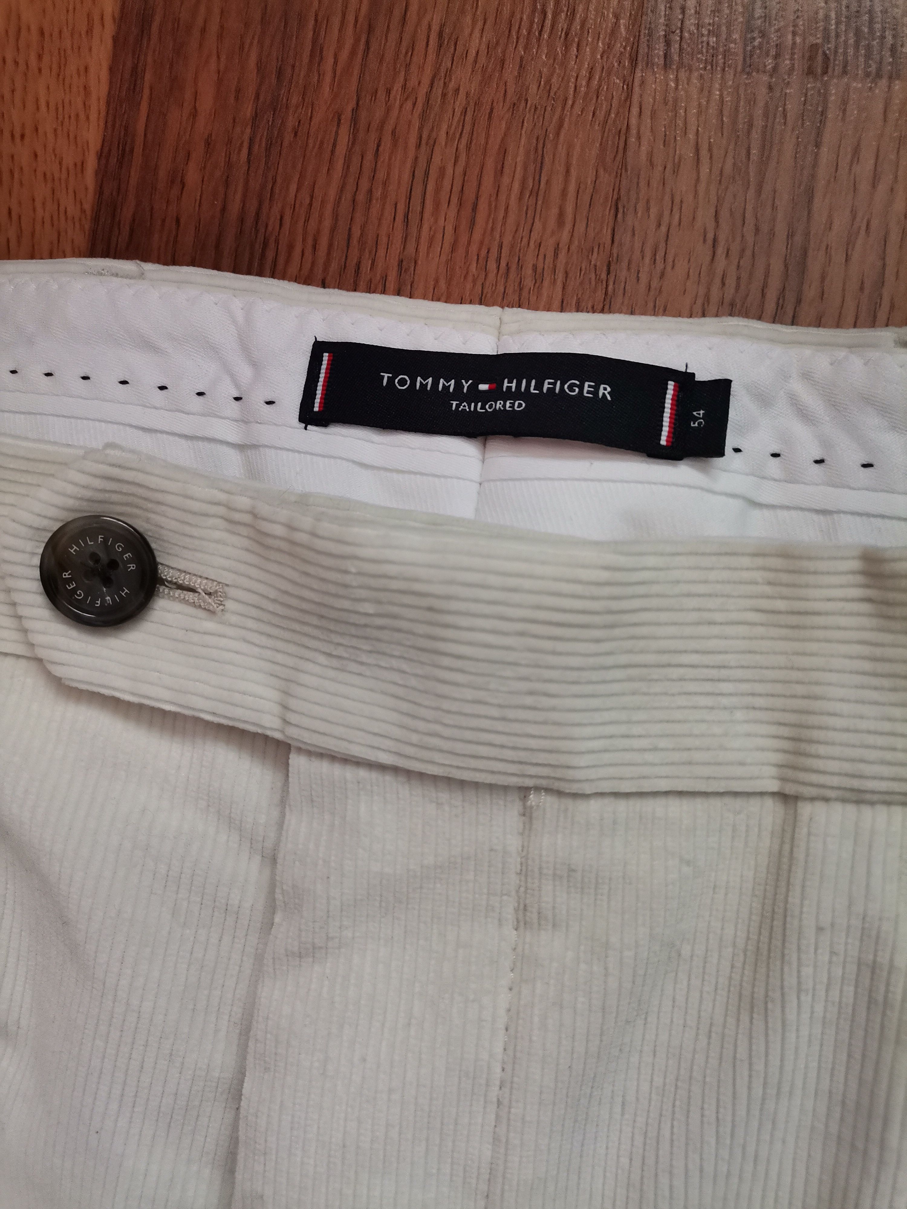 Tommy Hilfiger Tommy Hilfiger Tailored Corduroy Pants Size US 38 / EU 54 - 2 Thumbnail