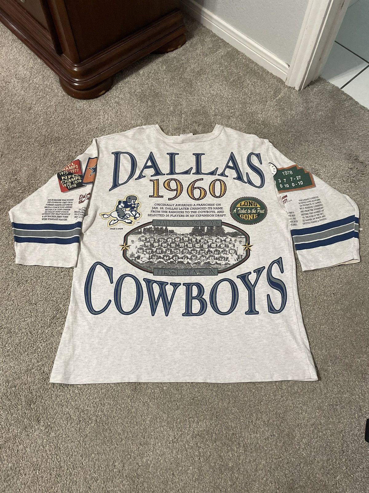 NFL Vintage 90s Dallas Cowboys All Over Print T Shirt Size Large Size US L / EU 52-54 / 3 - 2 Thumbnail