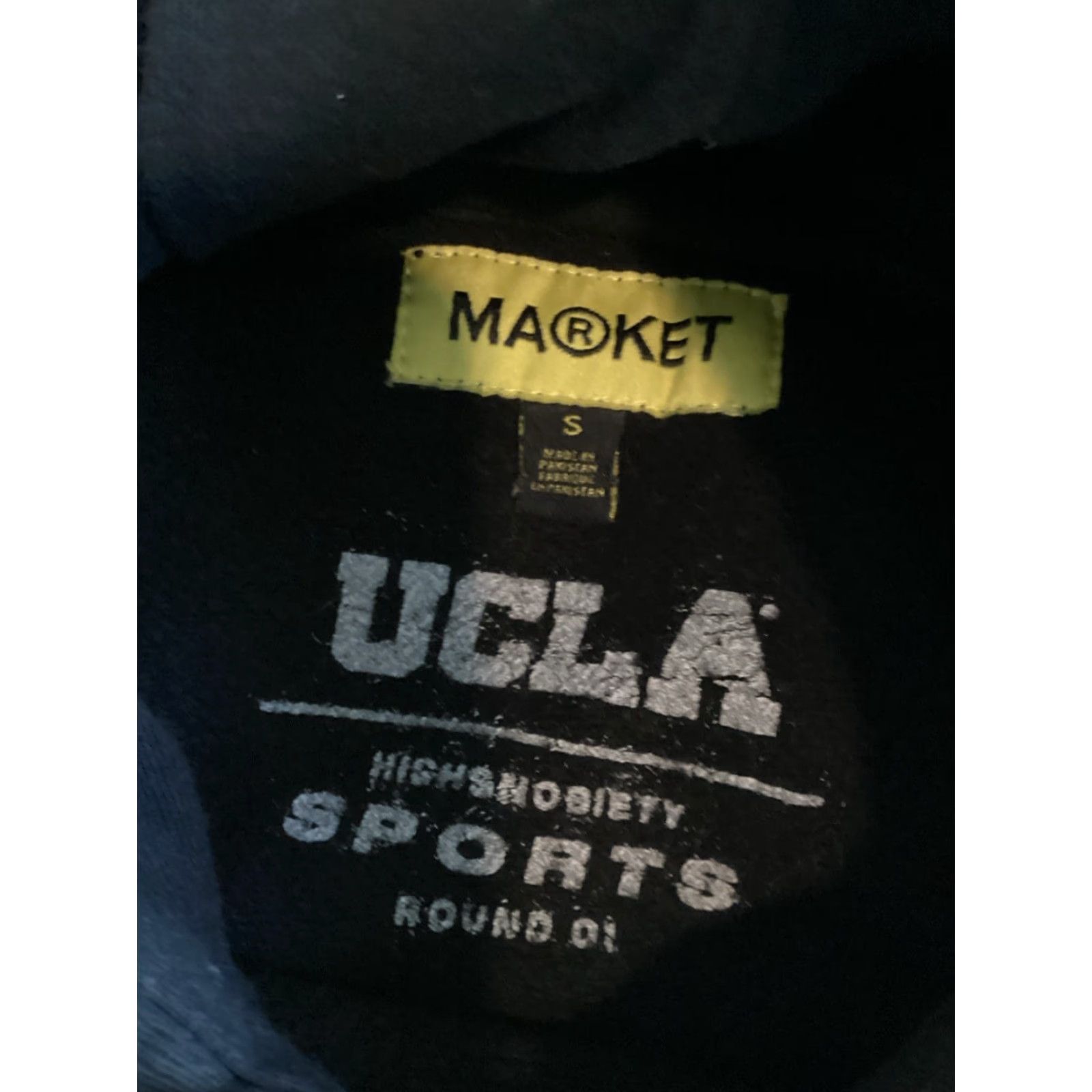 Market VINTAGE UCLA Bruins Cross Country Market Tag Hoodie Unisex Adults Size S Black Graphic Print Pullover Hooded Long Sleeve Size US S / EU 44-46 / 1 - 5 Thumbnail