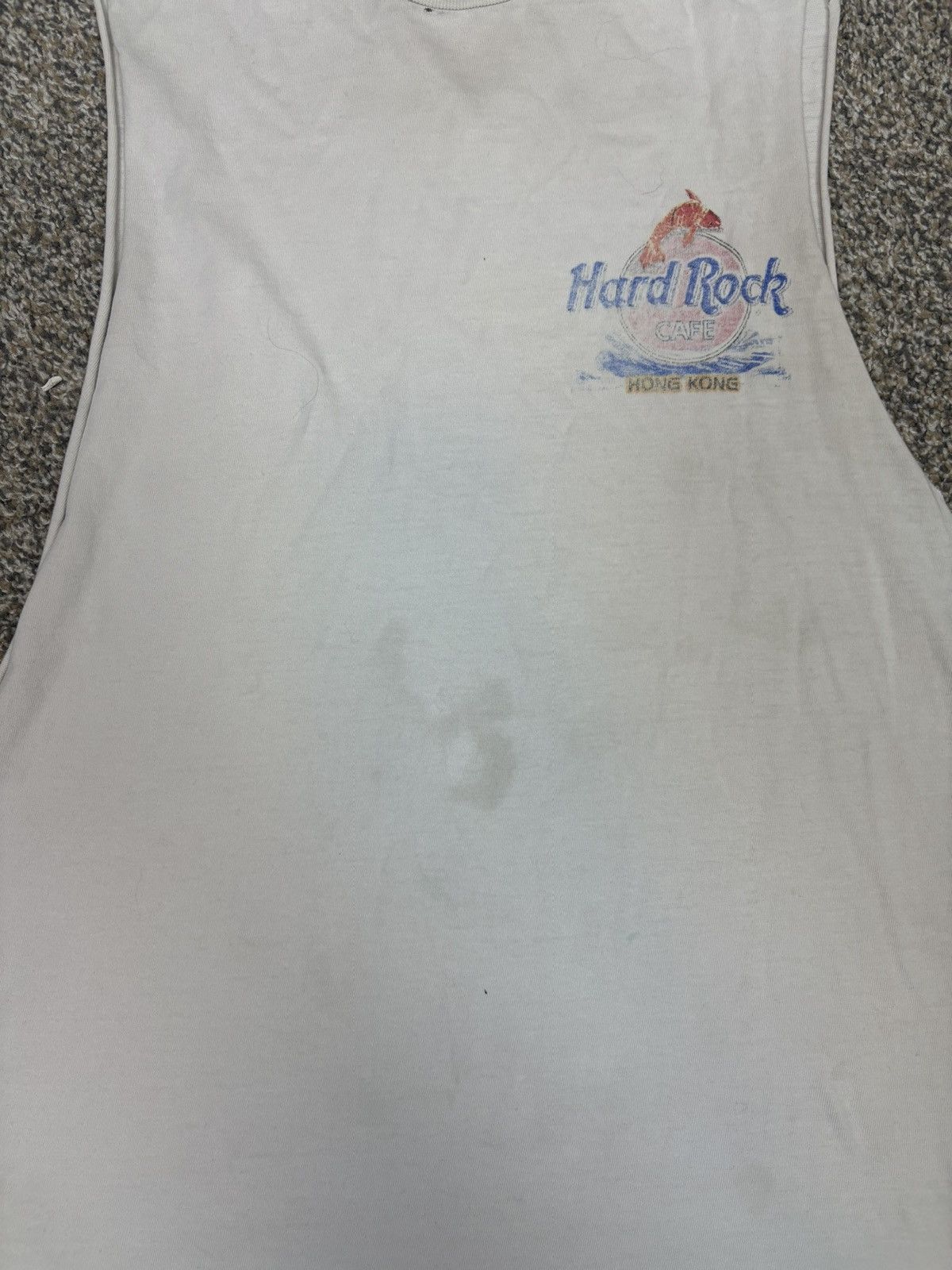 Hard Rock Cafe Vintage hard rock cafe hong kong cut off tank top Size US L / EU 52-54 / 3 - 3 Thumbnail