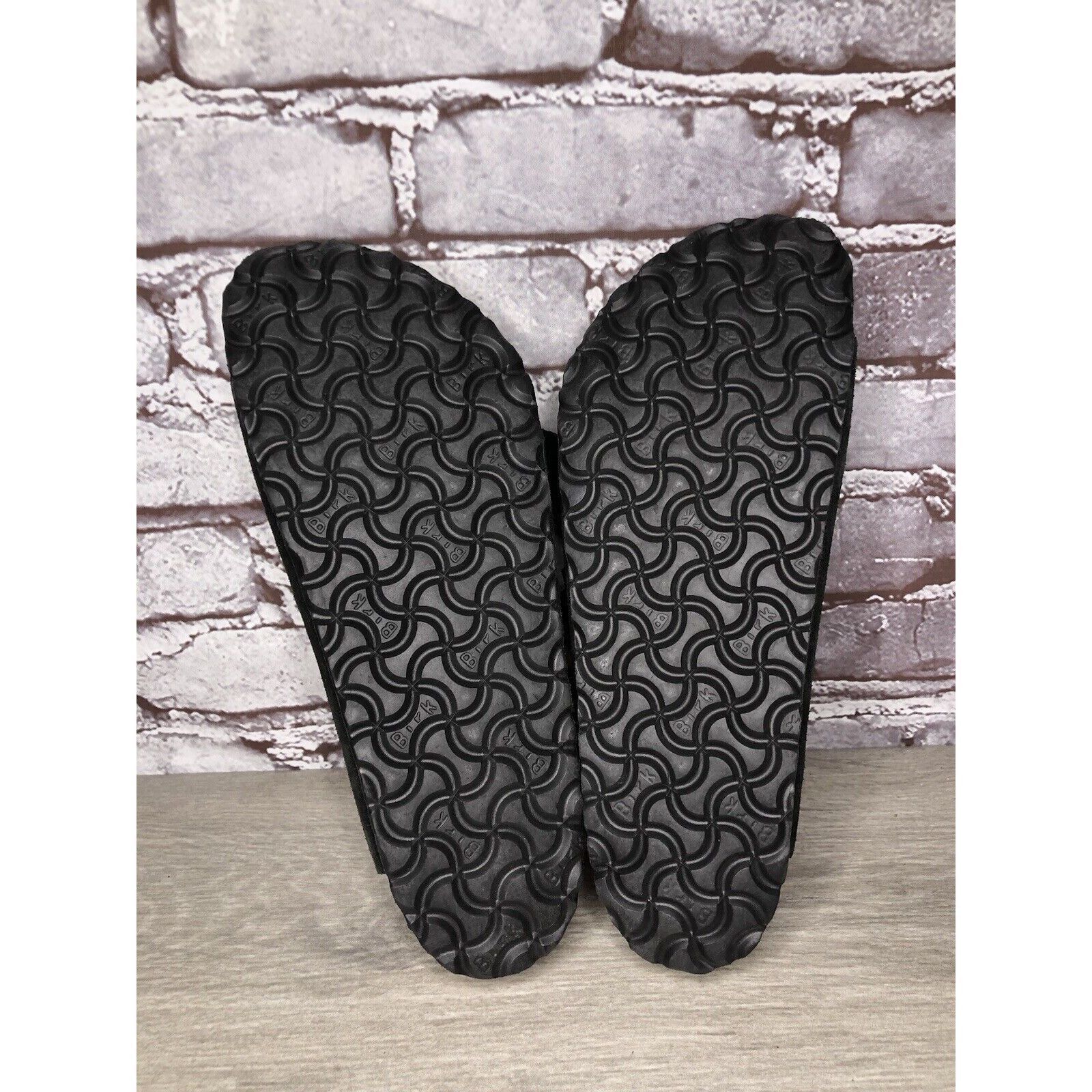 Birkenstock Birkenstock Arizona Black Suede Leather Strap Slides Sandals Size US 10 / IT 40 - 8 Thumbnail