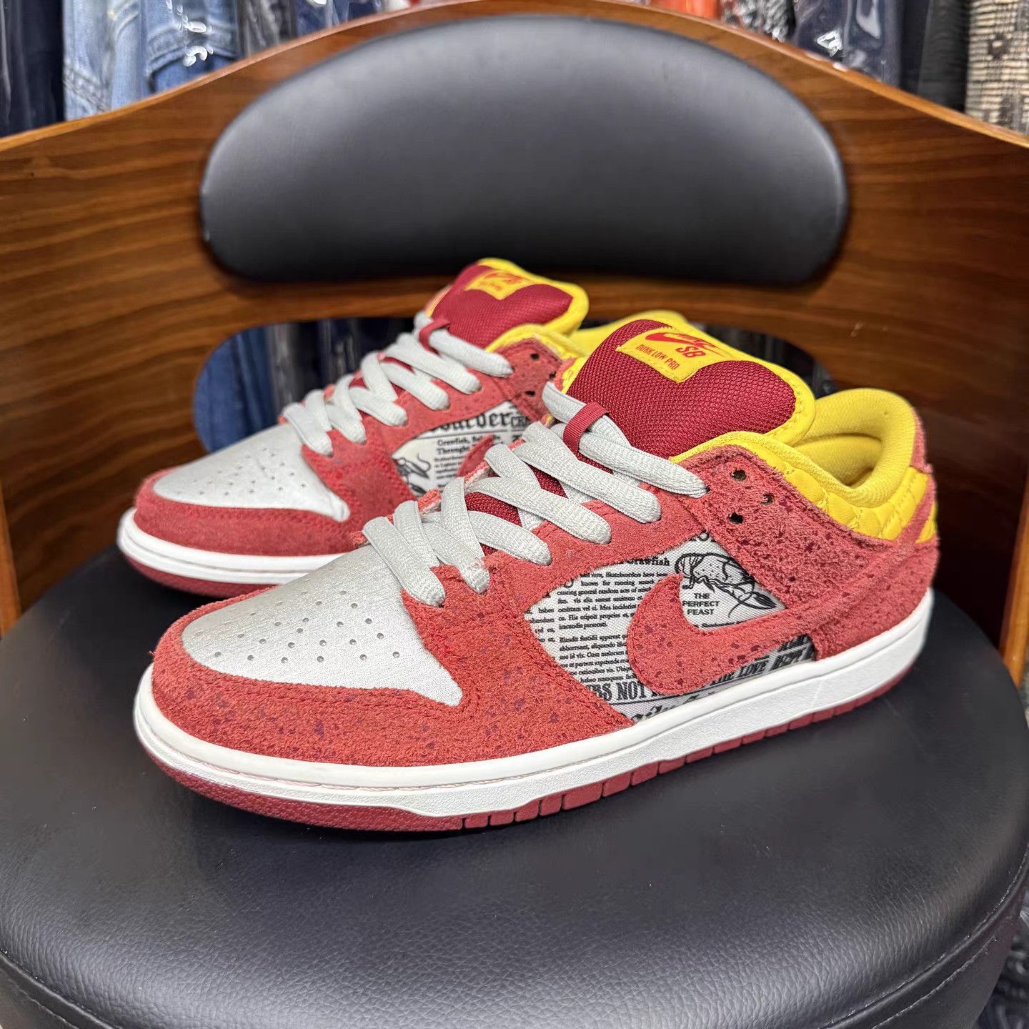 Nike Nike Dunk SB Sneakers K15 Size US 7 / EU 40 - 1 Thumbnail