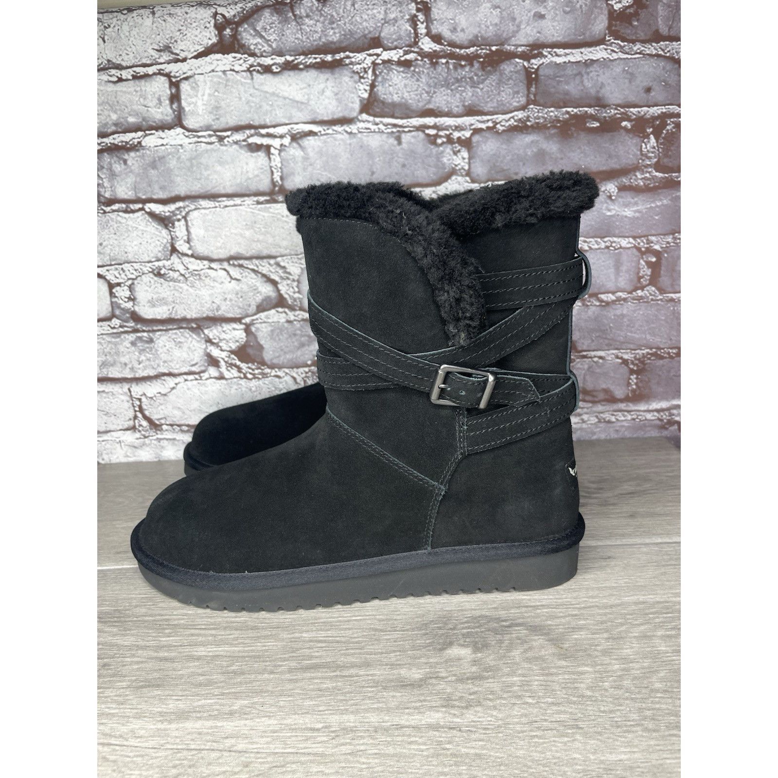 Ugg Koolaburra UGG Delene Black Suede Boots Buckle Boots Women’s Size US 10 / IT 40 - 4 Thumbnail