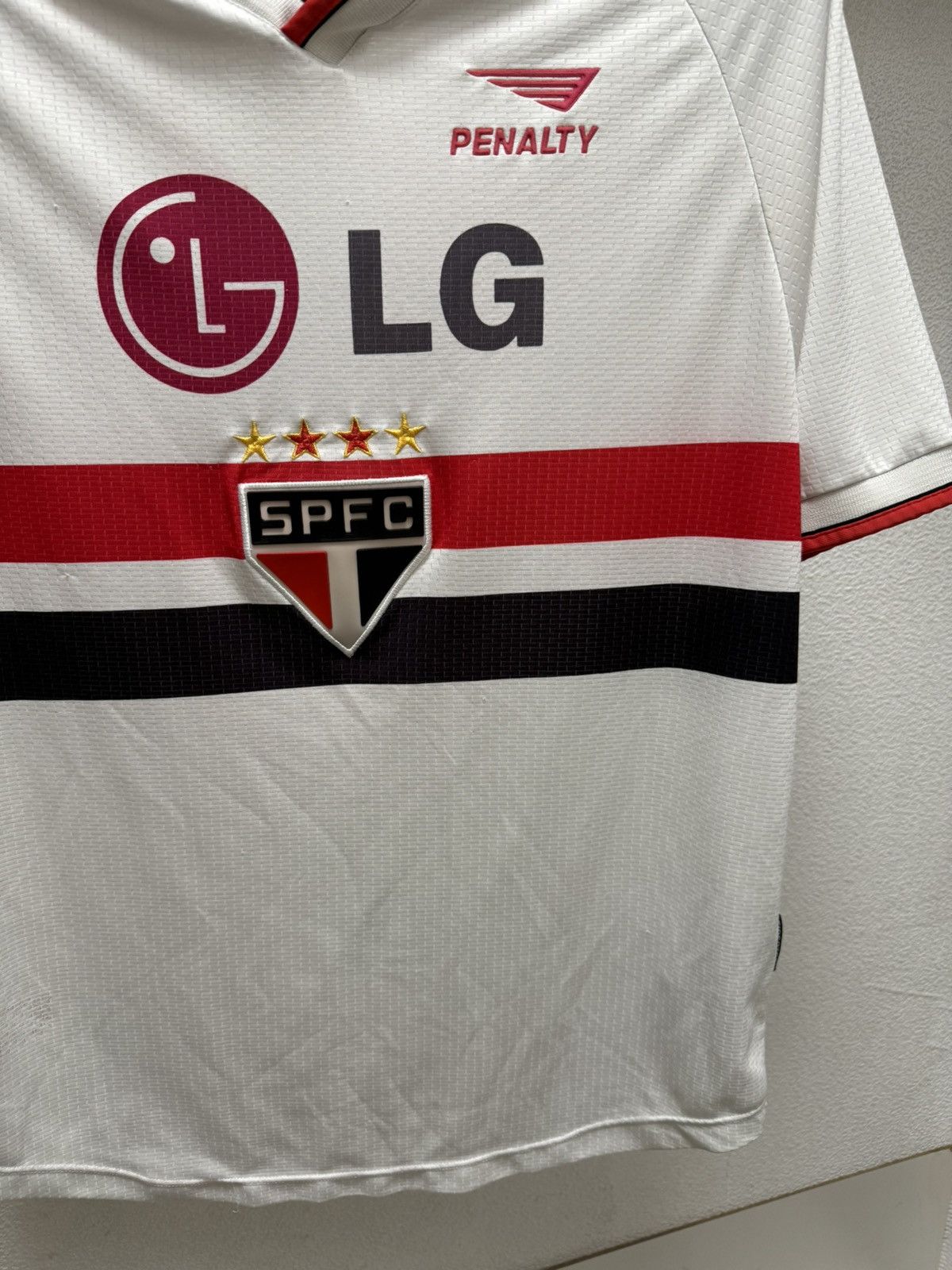 Penalty Sao Paulo vintage soccer jersey LG Penalty L 2001 brasil Size US L / EU 52-54 / 3 - 5 Thumbnail