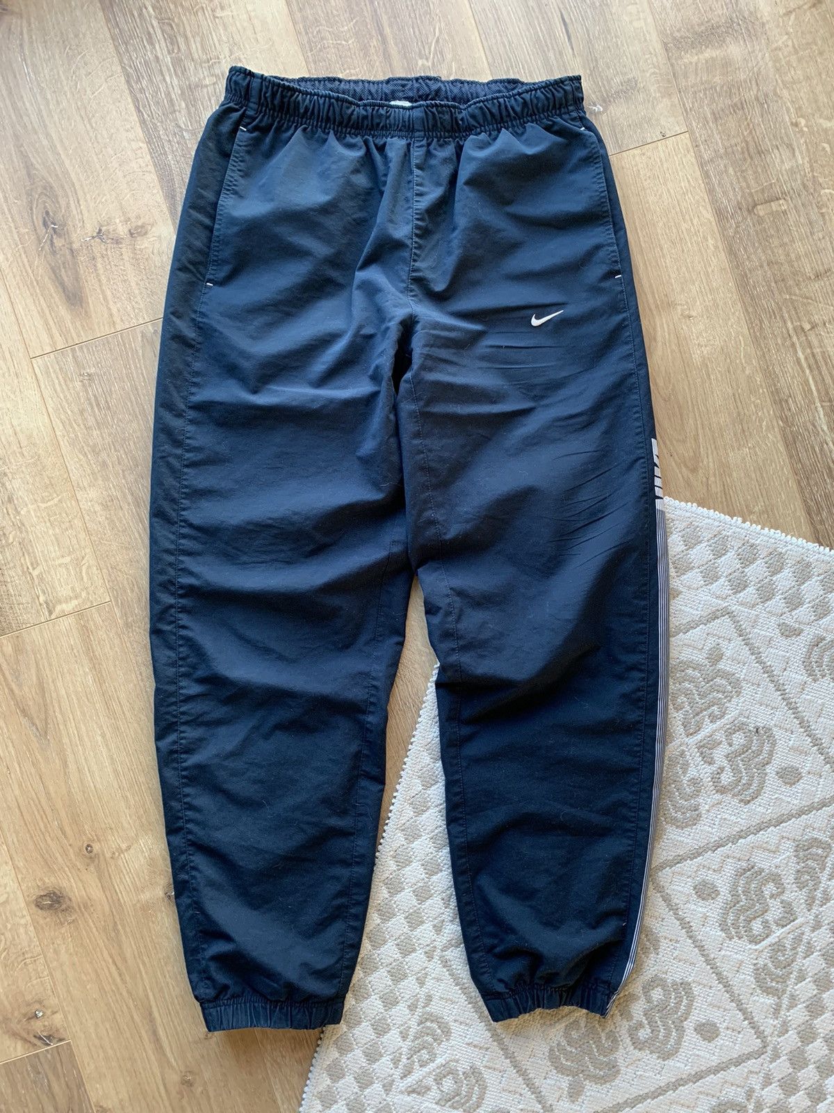 Nike Vintage Nike embroidered swoosh sweat pants Size US 32 / EU 48 - 3 Thumbnail