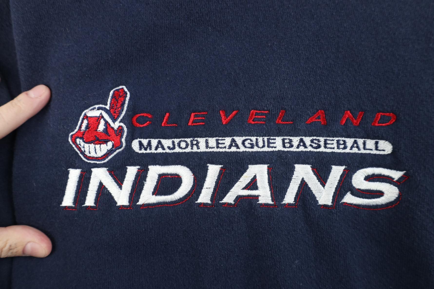 Vintage Vintage 90s Chief Wahoo Cleveland Indians Sweatshirt USA Size M / US 6-8 / IT 42-44 - 4 Thumbnail