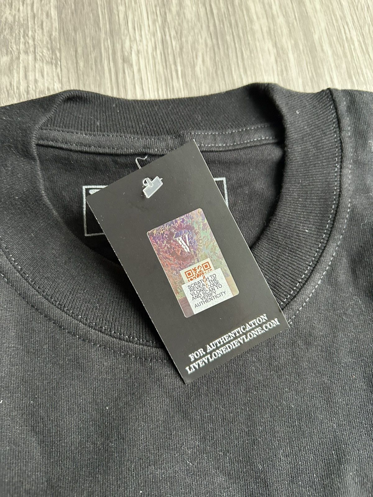 Vlone Vlone FRIENDS Rhinestone T-Shirt Size Large Size US L / EU 52-54 / 3 - 6 Thumbnail
