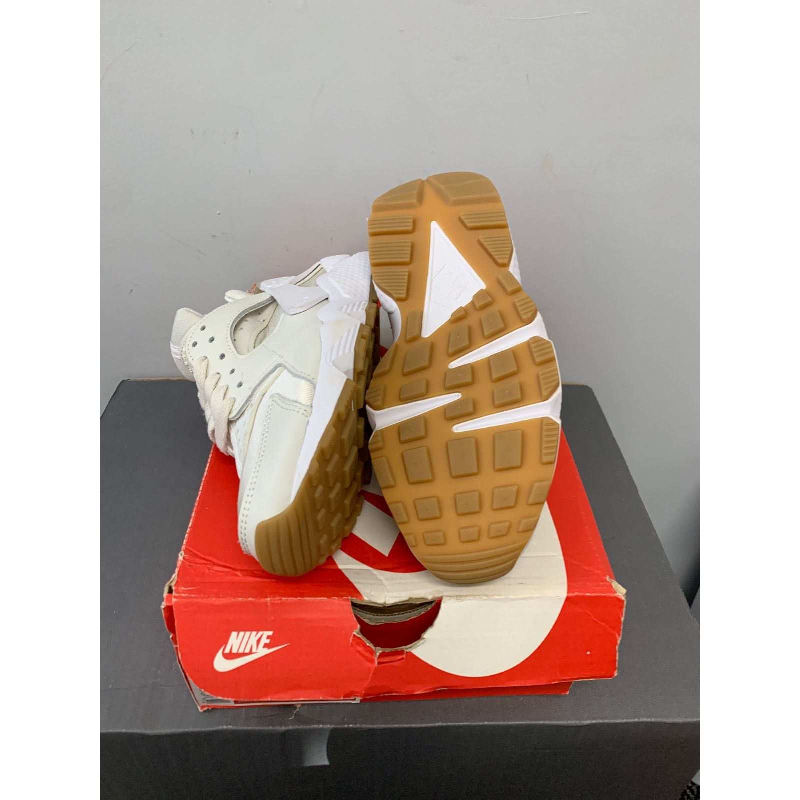 Nike Nike Air Huarache Phantom Fossil Gum Women's Size 6 NEW Size US 6 / IT 36 - 6 Thumbnail