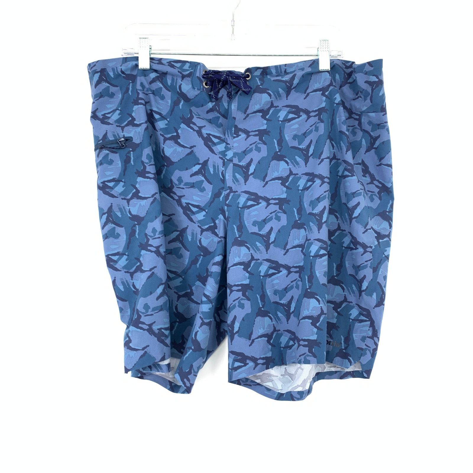 Patagonia Patagonia Men's Sz 40 Blue Print Board Shorts Zipped Pocket Size US 40 / EU 56 - 1 Thumbnail