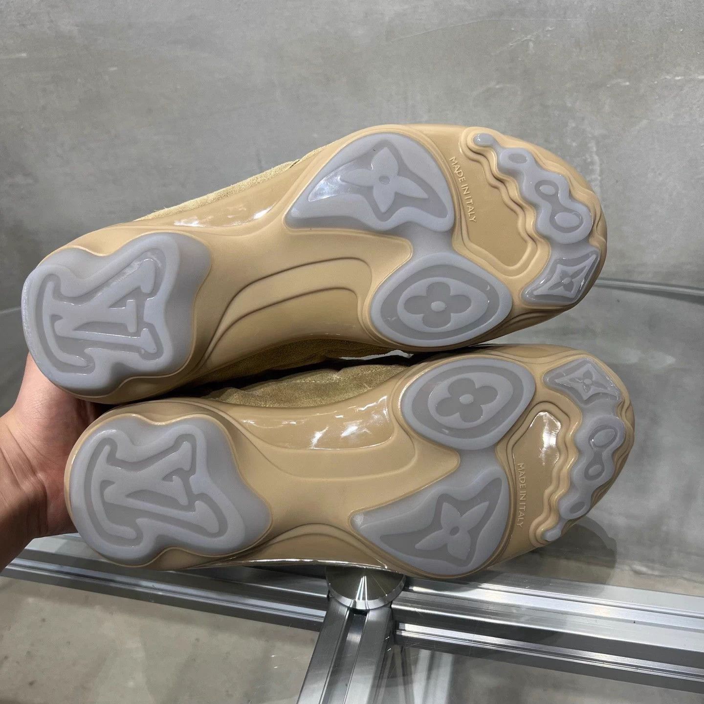 Louis Vuitton LV Footprint Soccer Shoe Khaki UK3 (37) Size US 5.5 / IT 35.5 - 7 Thumbnail