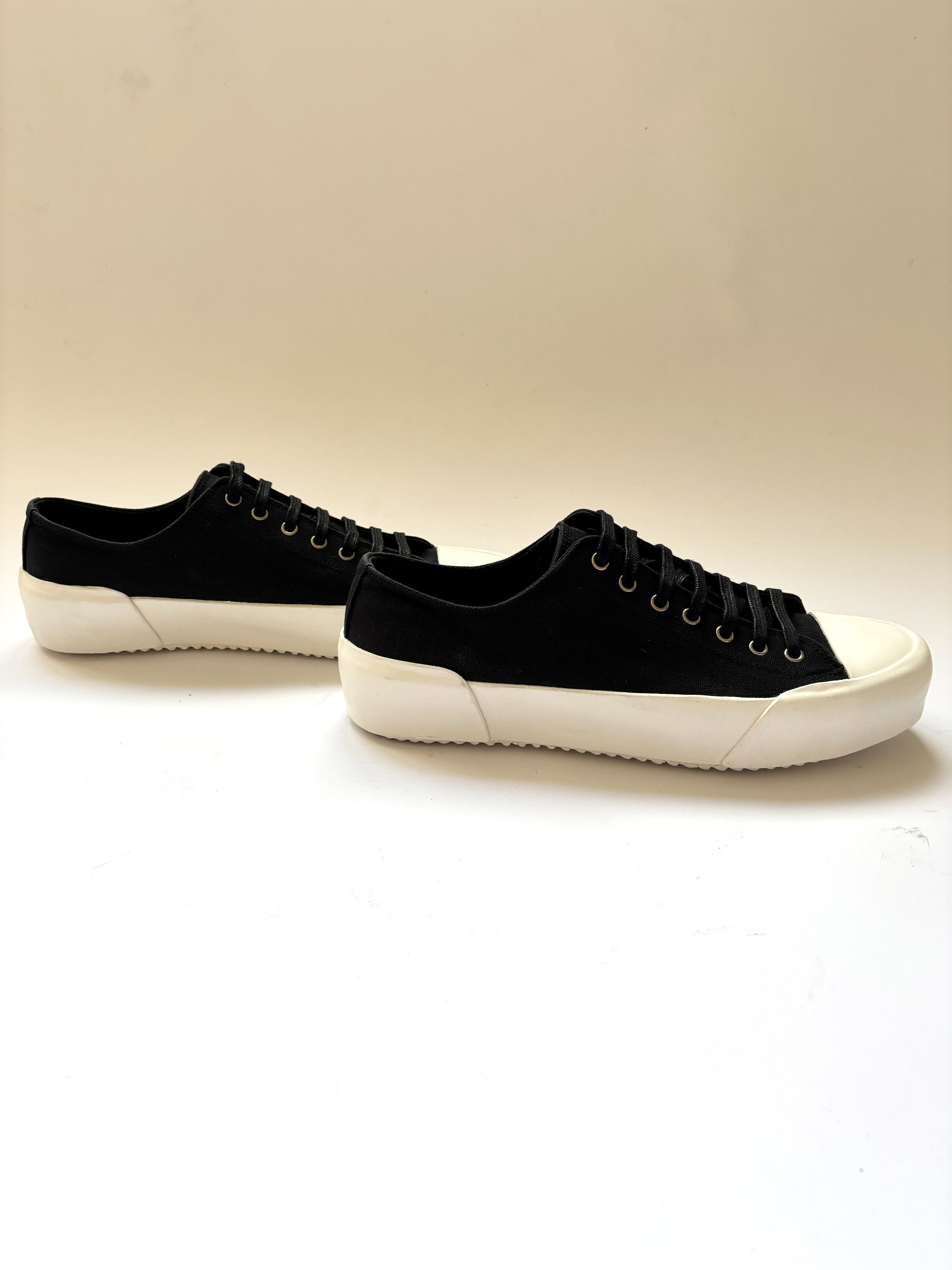 Jil Sander ⚡️QUICK SALE⚡️Jil Sander Black Low Top Sneakers Size US 11 / EU 44 - 6 Thumbnail