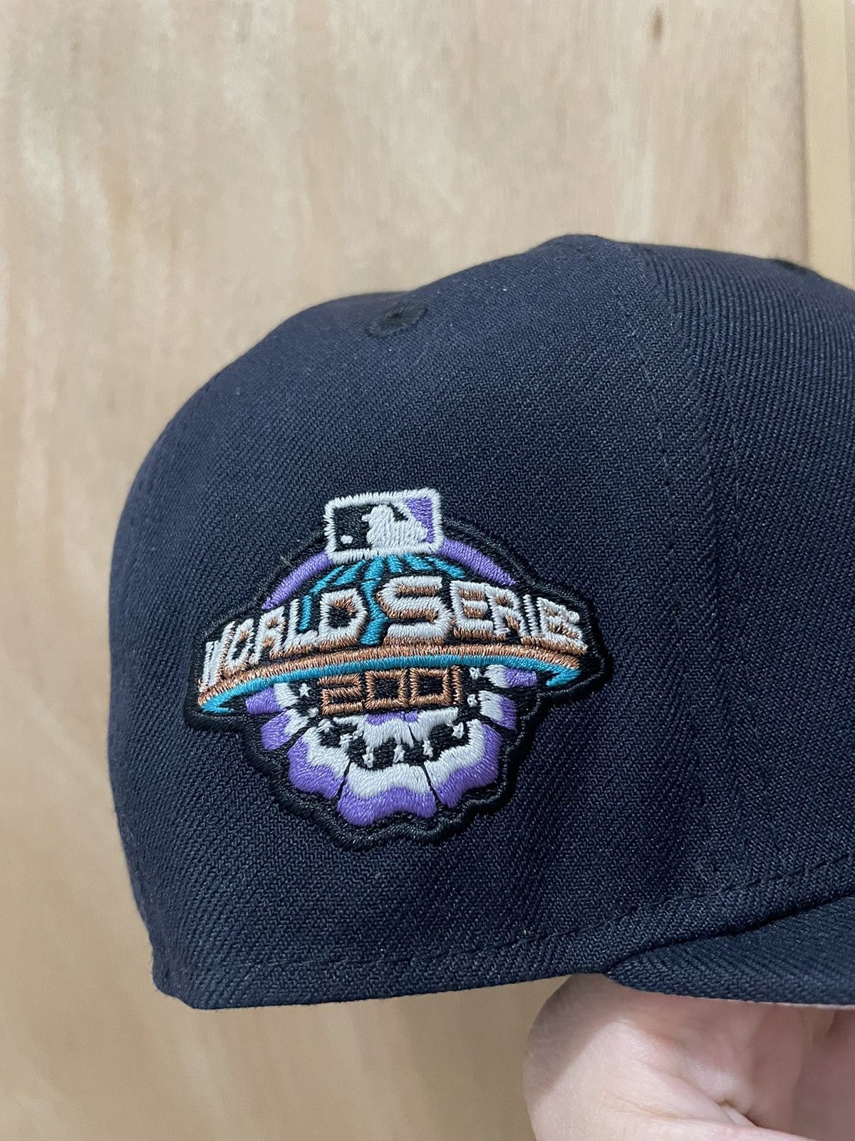 New Era Hat club exclusive New York 2001 World Series pink uv7 1/8 Size ONE SIZE - 4 Thumbnail