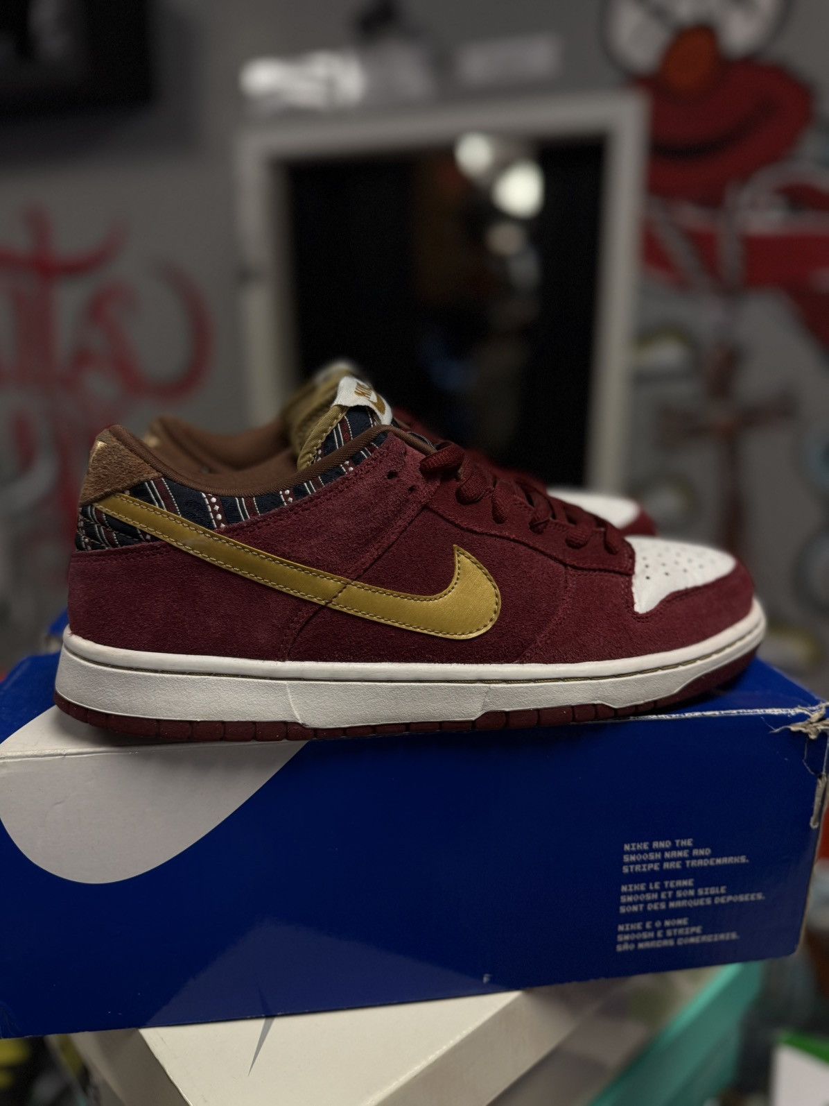 Nike Size 11 - Nike Dunk Pro SB Low Anchorman 2009 (304292-672 Size US 11 / EU 44 - 4 Thumbnail