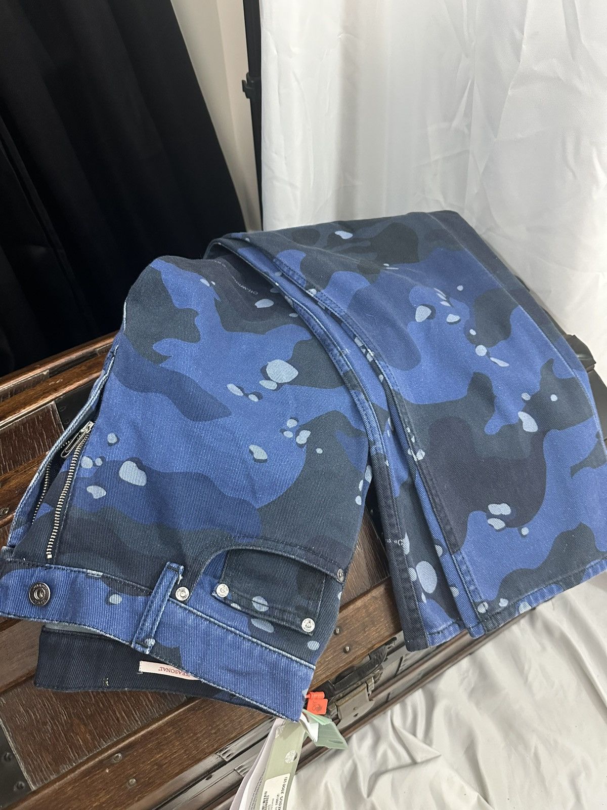 Off-White Off White Blue Camo Pants Size US 33 - 2 Thumbnail