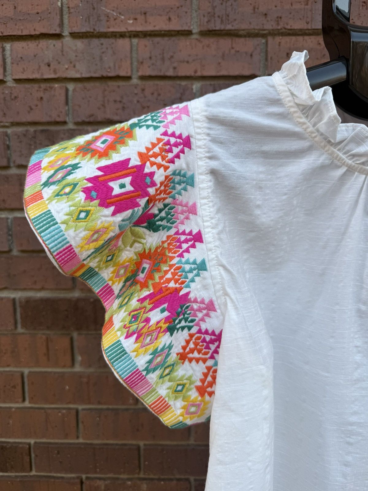 Other THML Blouse Embroidered Flutter Sleeve Top White Multicolor Size M / US 6-8 / IT 42-44 - 3 Thumbnail