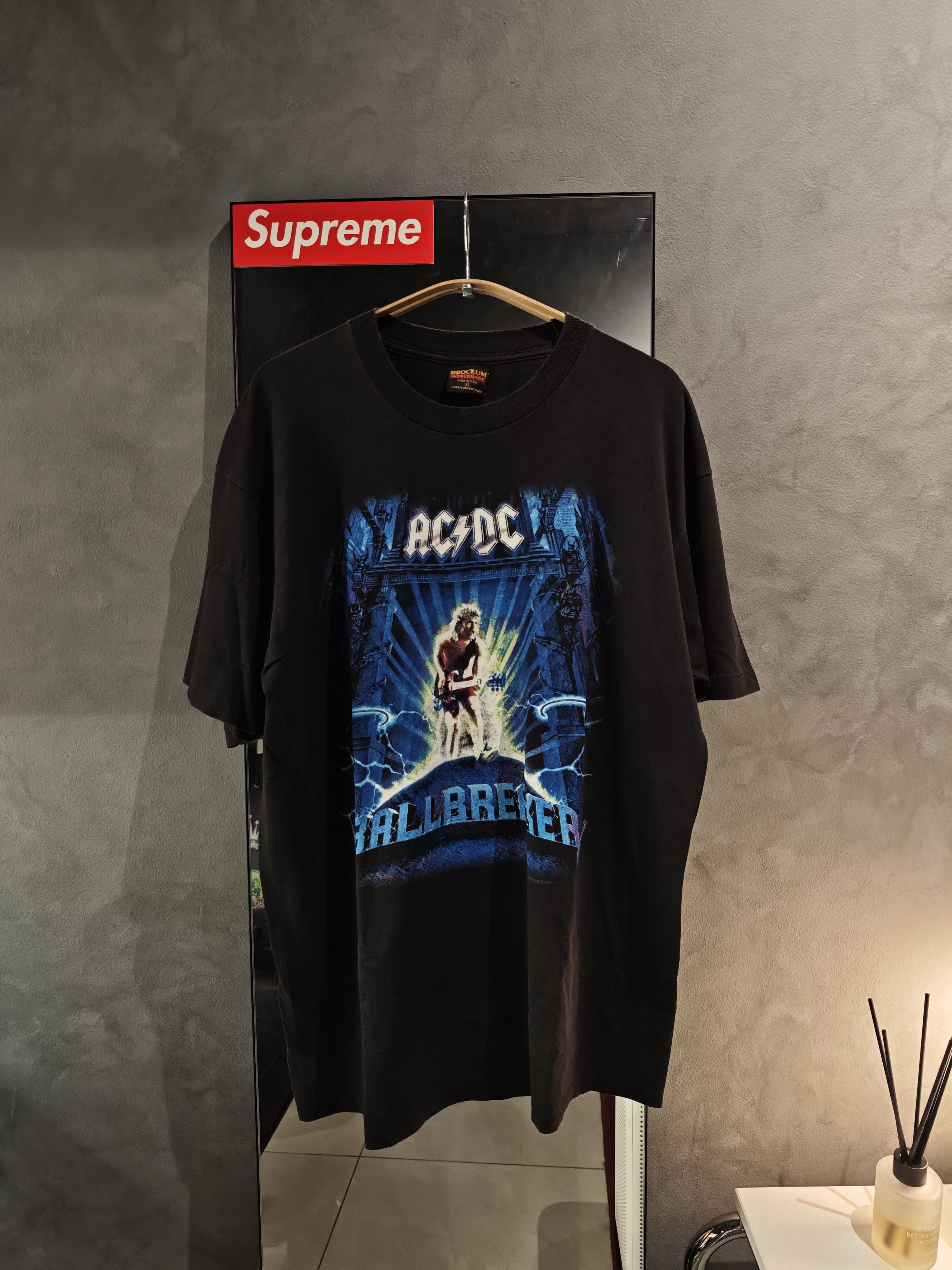 Band Tees Vintage 1996 AC/DC Ball Breaker World Tour Size US XL / EU 56 / 4 - 1 Thumbnail