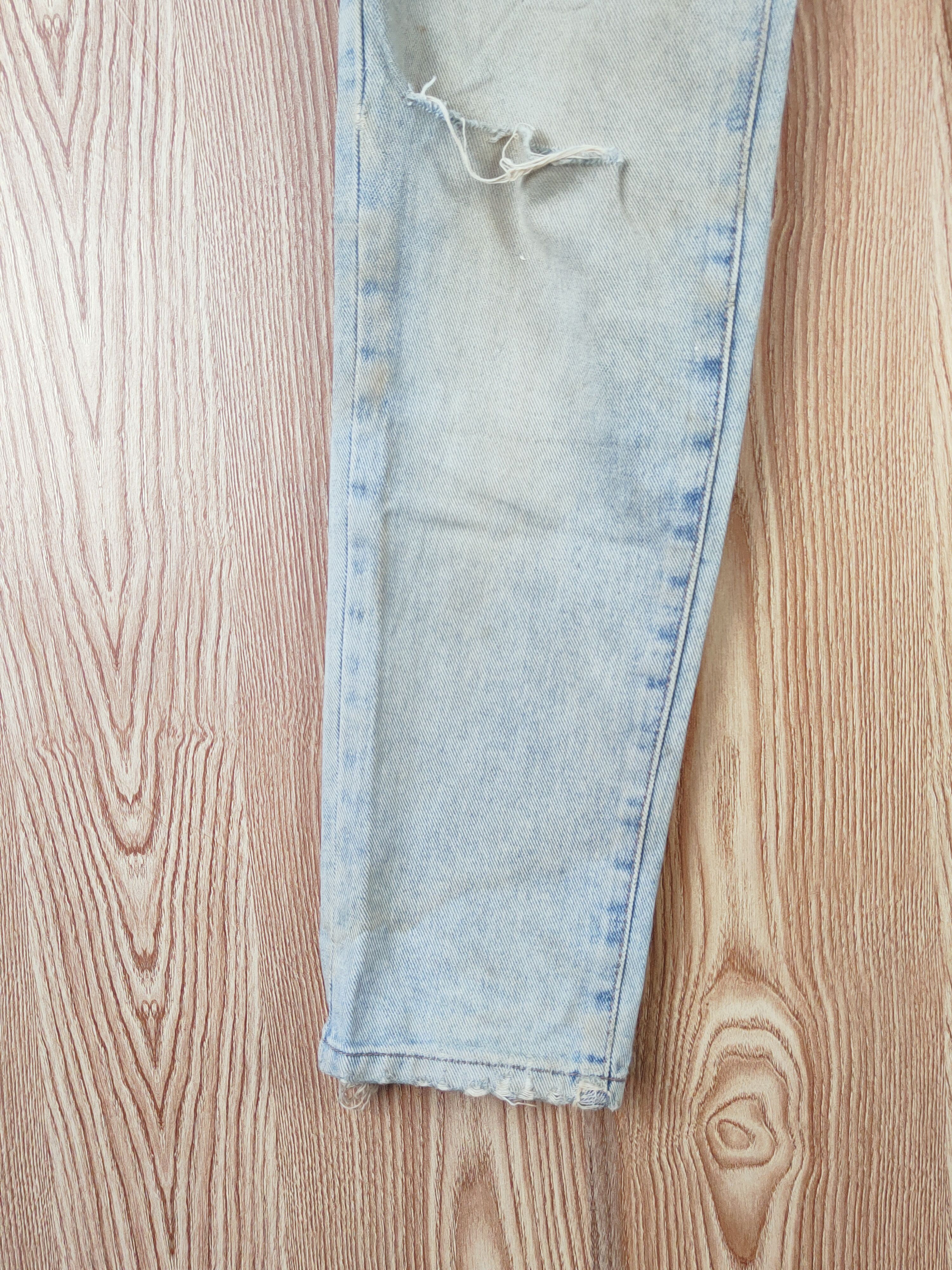 Vintage Wrangler vintage Blue Faded Distressed Ripped Jeans #S2773 Size US 28 / EU 44 - 4 Thumbnail