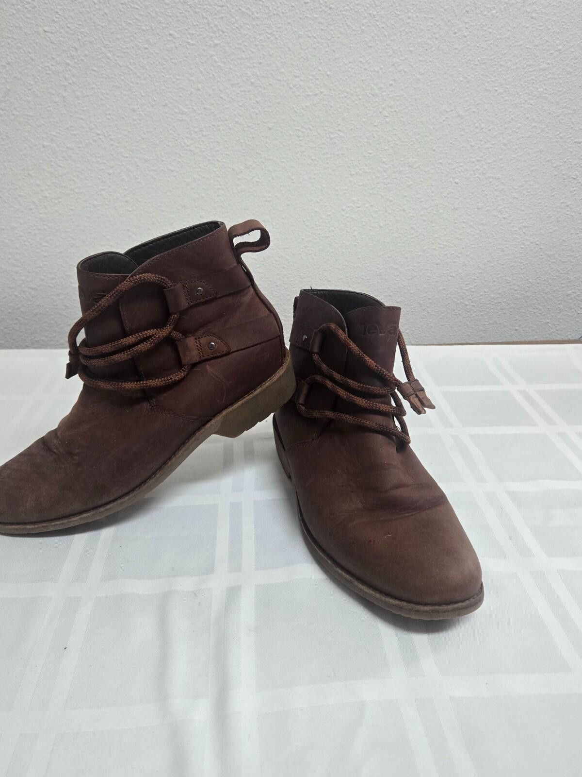 Teva Teva Sz 8 Leather Ankle Boots Dos Waterproof Quiet Luxury Size US 8 / IT 38 - 2 Thumbnail