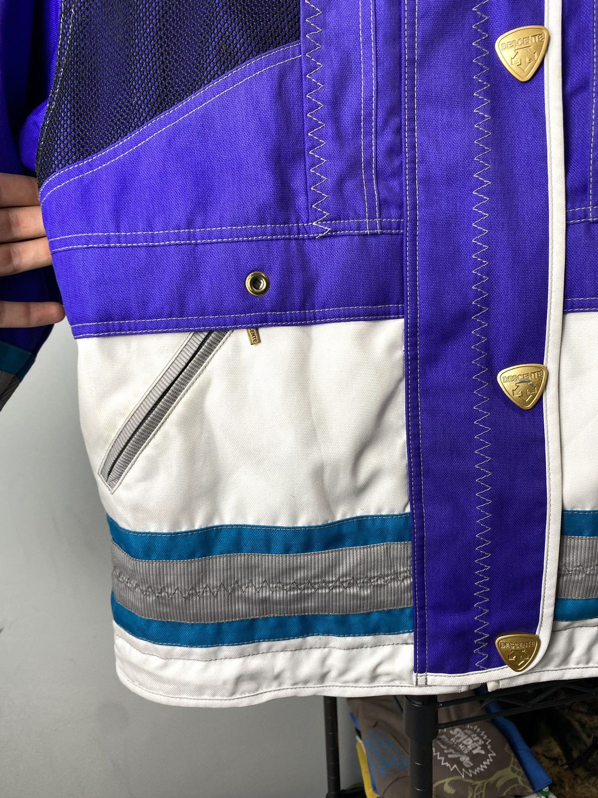 Descente Vintage 1990’s Descente Ski Winter Jacket Gradient Sun Faded Size US M / EU 48-50 / 2 - 6 Thumbnail