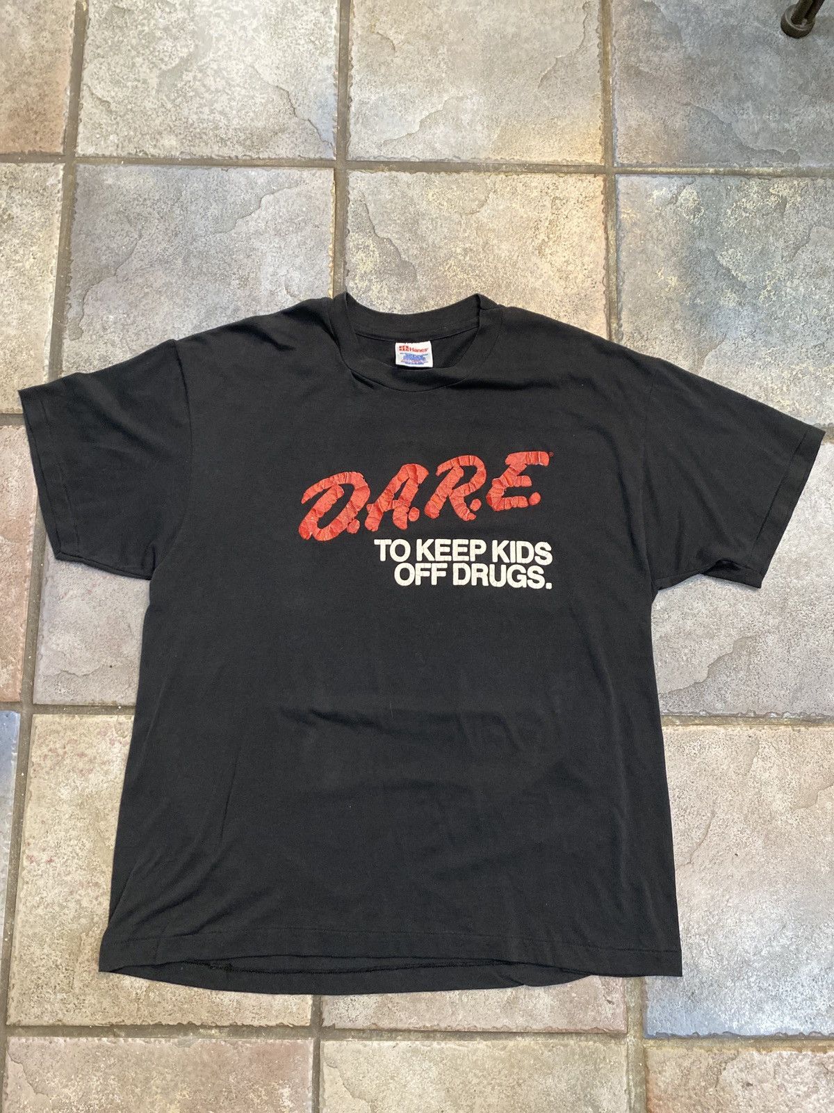 D.A.R.E D.A.R.E To Keep Kids Off Drugs Tee Size US XL / EU 56 / 4 - 1 Thumbnail