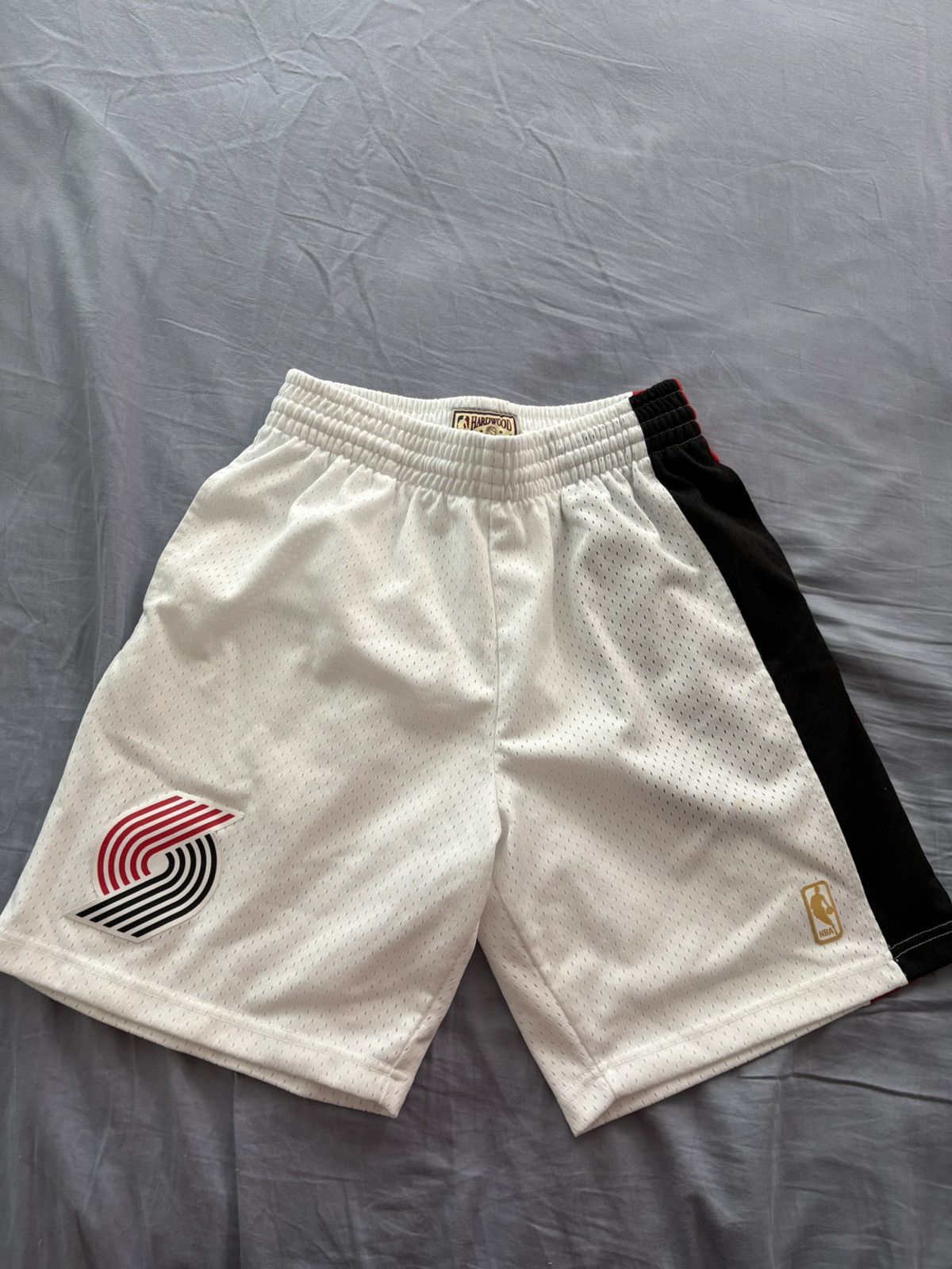 Mitchell & Ness Portland Trailblazers HWC Shorts Medium Size US 32 / EU 48 - 1 Thumbnail