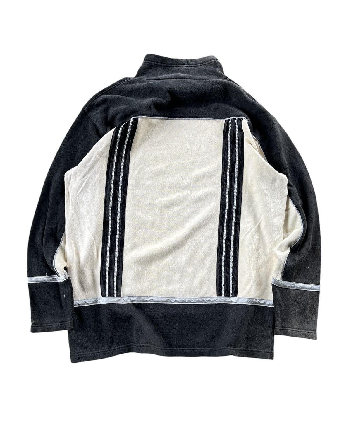 Adidas × Descente × Vintage Vintage Adidas Stripe Central Logo Sweetshirts 90s Japan Size US L / EU 52-54 / 3 - 2 Thumbnail