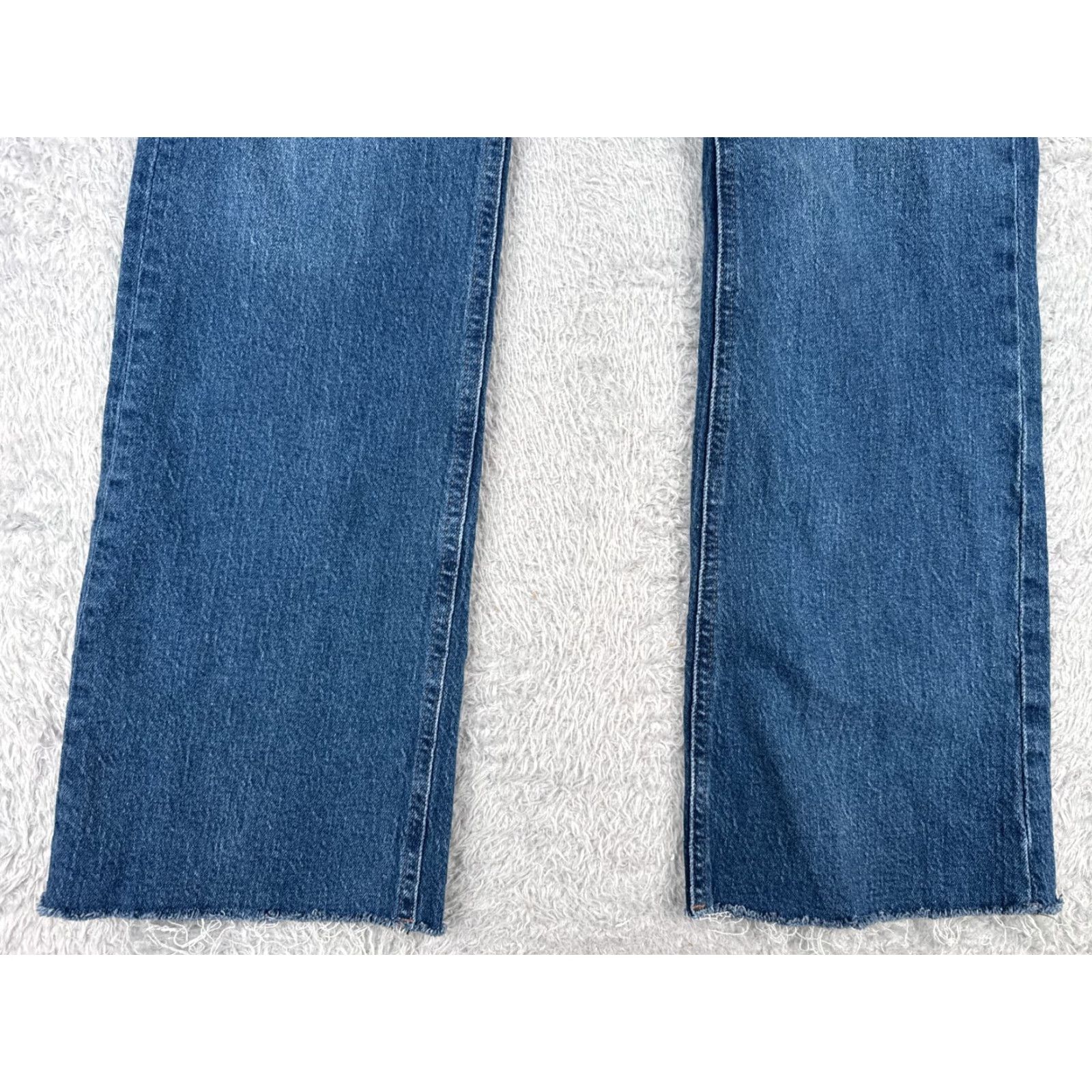 Old Navy Old Navy Jeans Womens 12 Blue Denim Kicker Bootcut Extra High Rise Cotton 34x31 Size 34" / US 12 / IT 48 - 2 Thumbnail