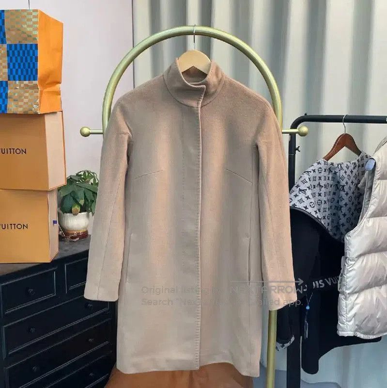 Max Mara MaxMara Beige Wool Women's Coat . Size XXS / US 00 / IT 34 - 1 Thumbnail