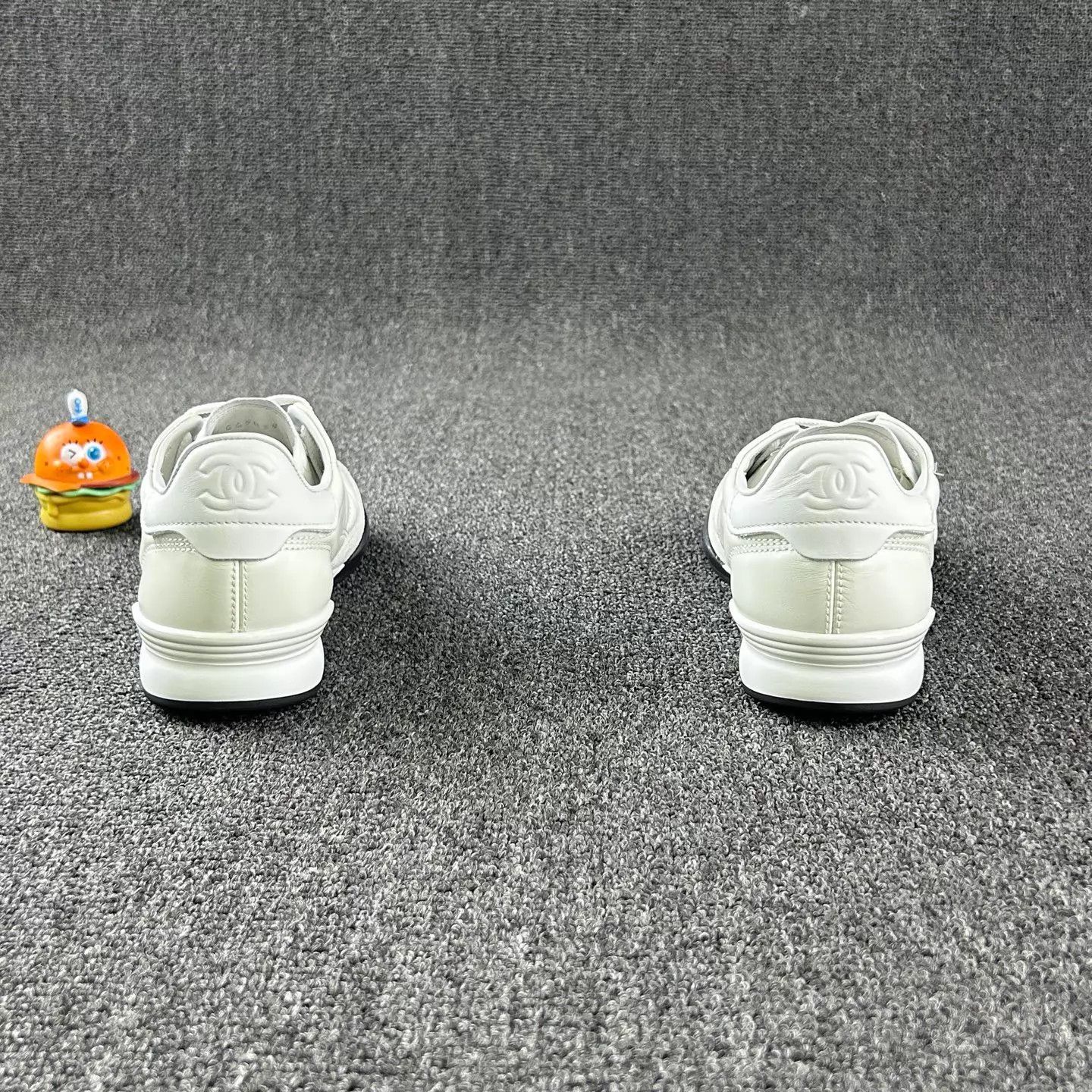 Chanel Chanel Deauville White Quilted Sneaker Women's 36 Size US 5.5 / IT 35.5 - 5 Thumbnail