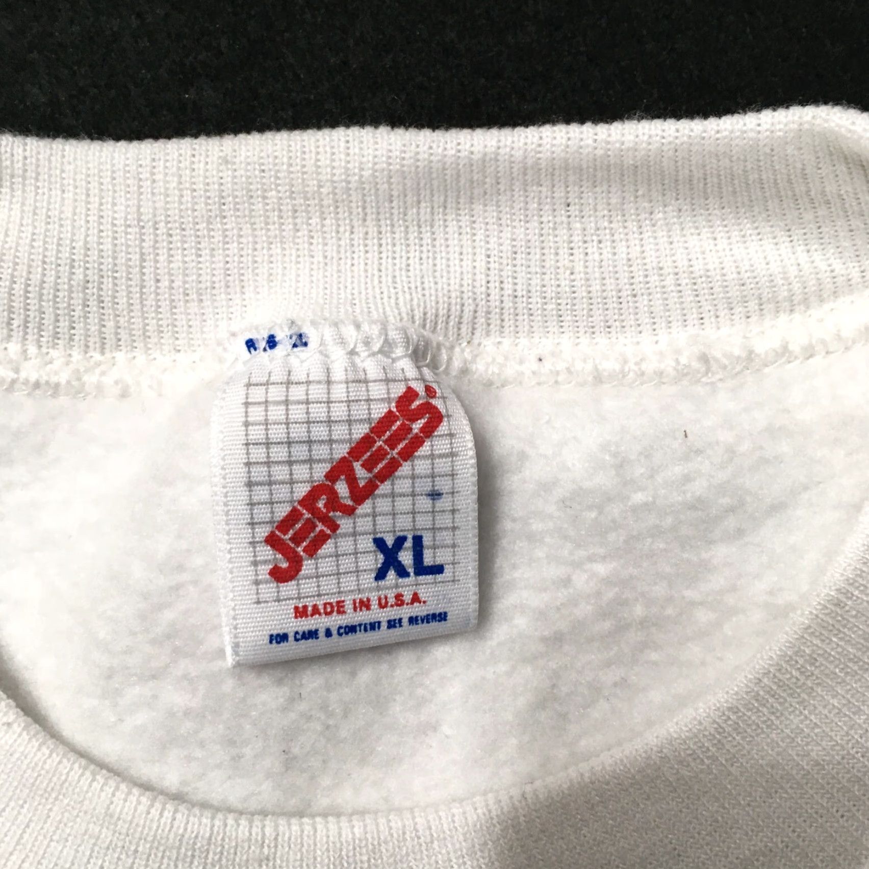 Jerzees VINTAGE Jerzees Sweatshirt XL White Crewneck 90s Mens Pullover Heavyweight Regular Cotton Blend Size XL Size US XL / EU 56 / 4 - 2 Thumbnail