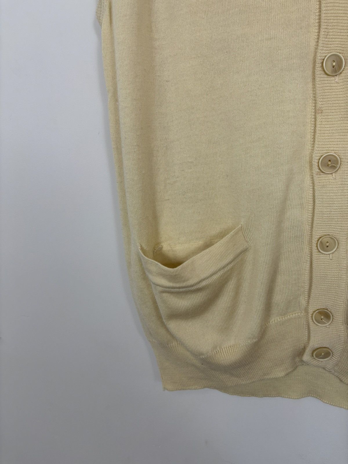 Pierre Cardin Vintage Pierre Cardin Men’s Yellow Wool Knit Vest Sweater Size US S / EU 44-46 / 1 - 4 Thumbnail