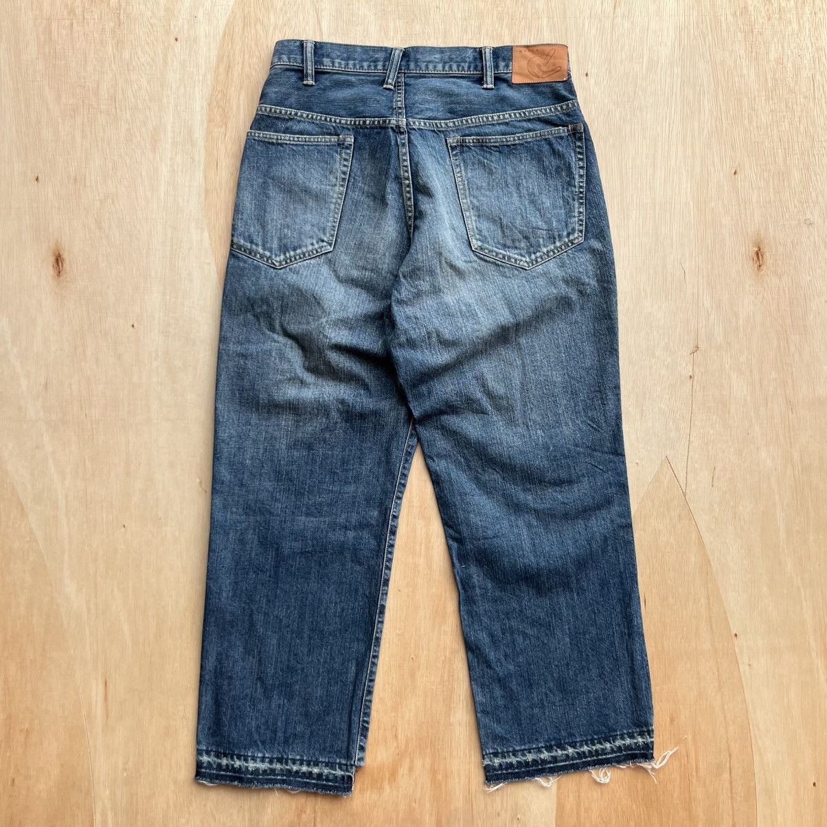 45rpm 45RPM JEANS ASSYMETRICAL BUTTON DISTREESED VINTAGE JAPANESE Size US 31 - 12 Thumbnail