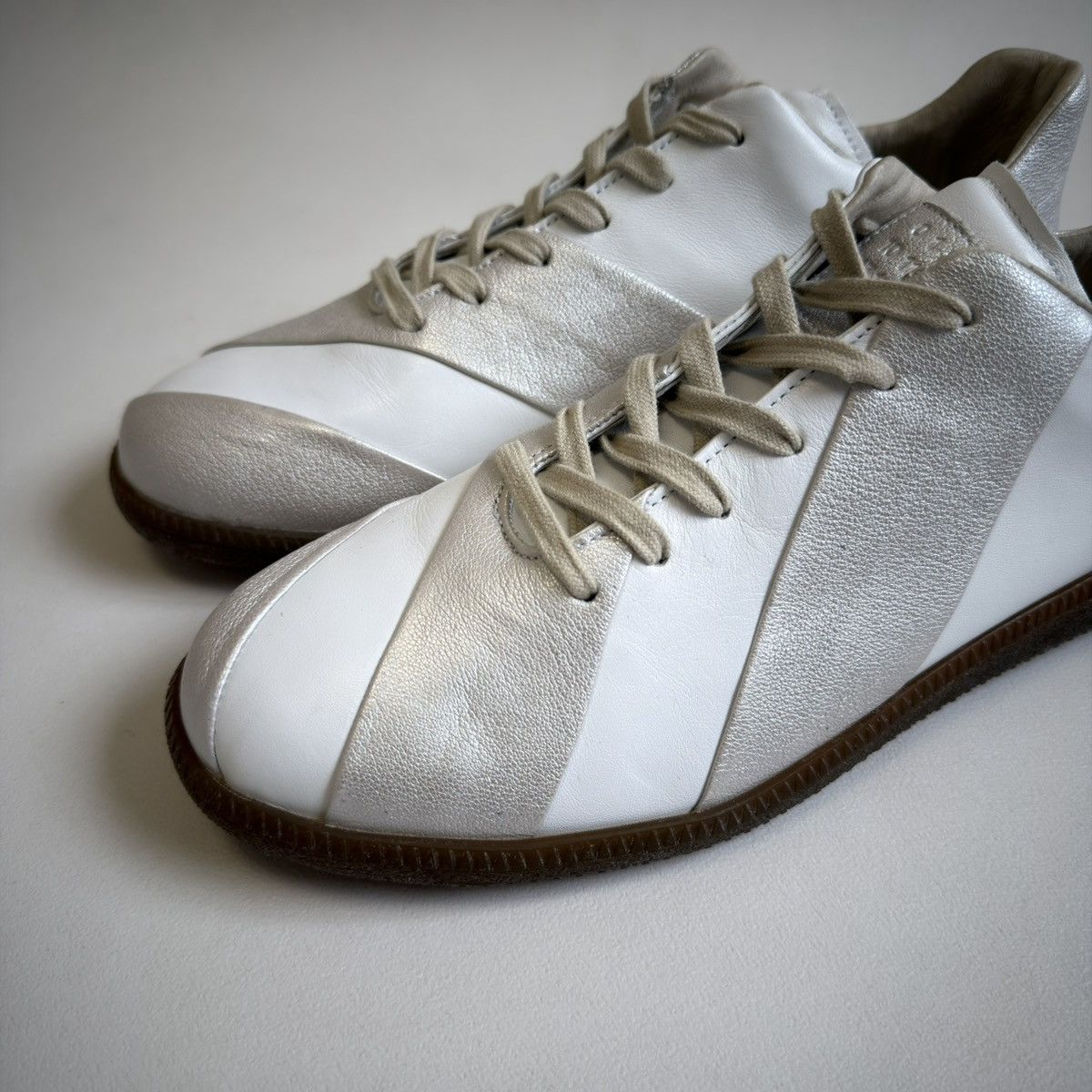 Maison Margiela S/S 10 Silver/White Striped GAT Sneakers Size US 9 / EU 42 - 5 Thumbnail