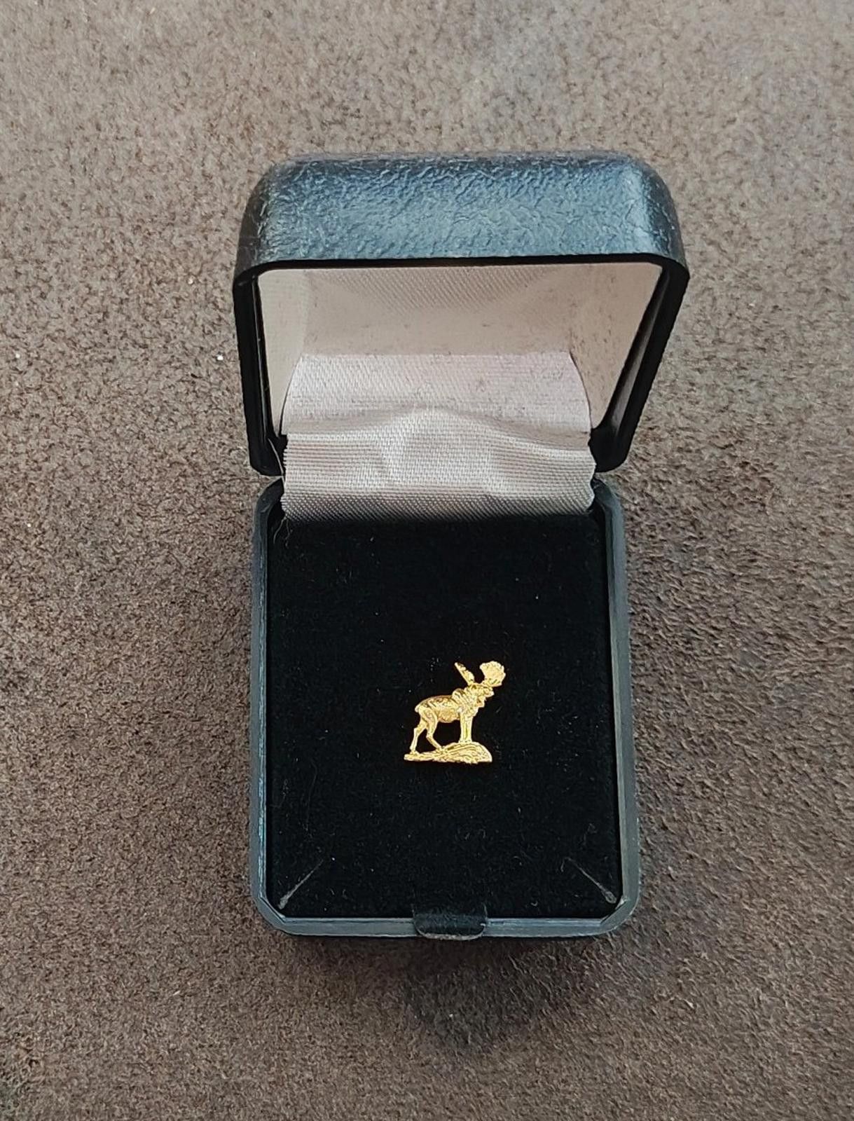 Other 1960s Gold Tone Textured Moose Tie Tack/Lapel Pin Size ONE SIZE - 4 Thumbnail