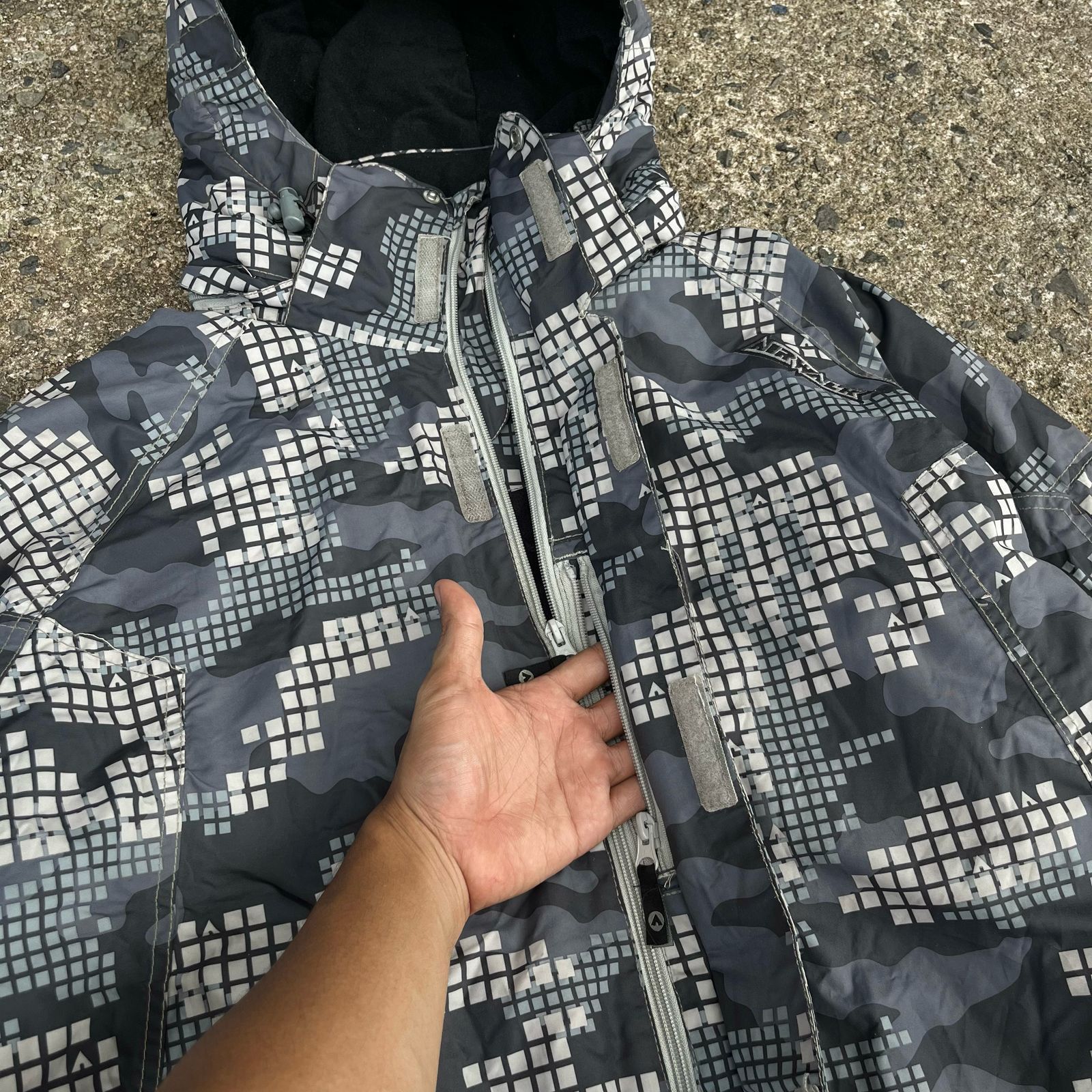 Airwalk × Vintage RARE Vintage Airwalk Puffer Camo Jacket Polar Inner Size US XL / EU 56 / 4 - 8 Thumbnail