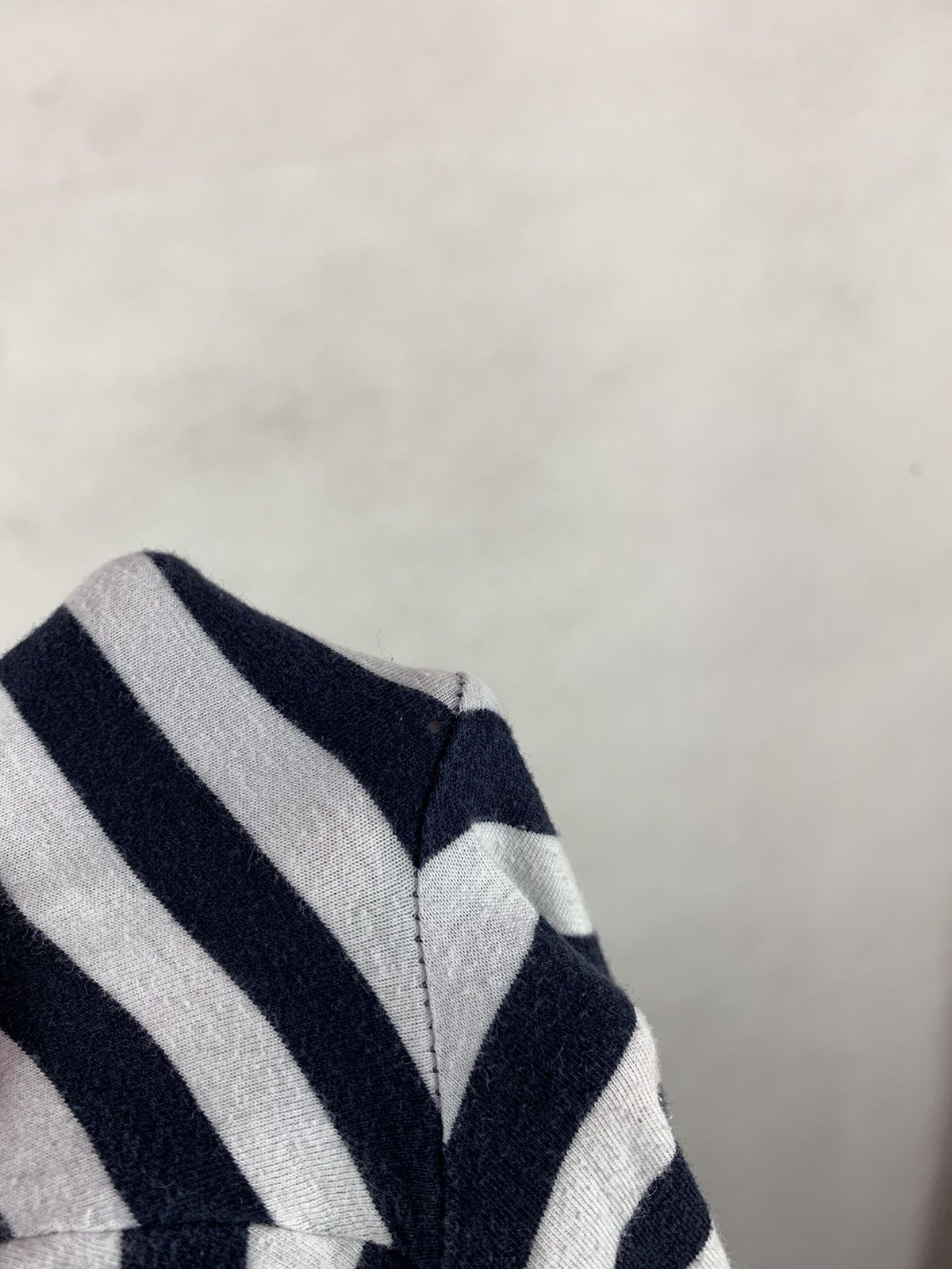 Zara Steals! Zara Essentials Relaxed Fit Stripes Tee Size US M / EU 48-50 / 2 - 6 Thumbnail