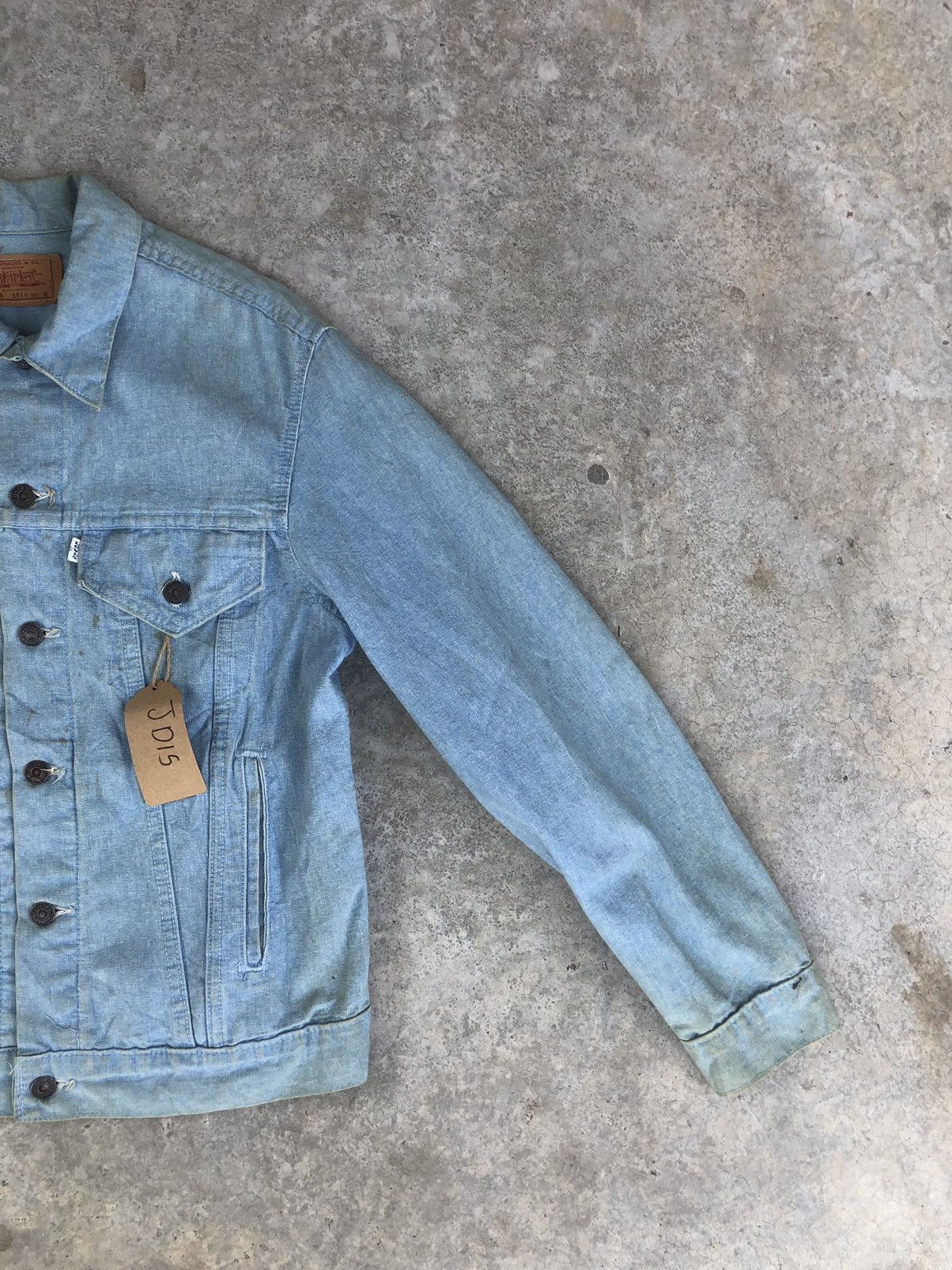 Levi's Vintage 80’s Levi’s Denim Jacket Distressed Size US M / EU 48-50 / 2 - 4 Thumbnail