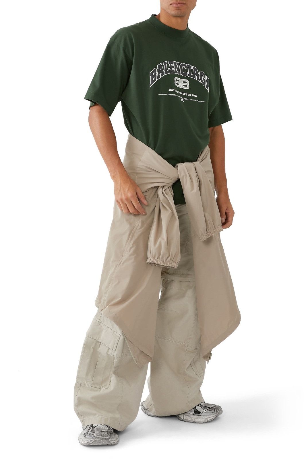 Balenciaga o1srvl11e0326 Maison Balenciaga T-Shirt Medium Fit in Green Size US L / EU 52-54 / 3 - 2 Thumbnail