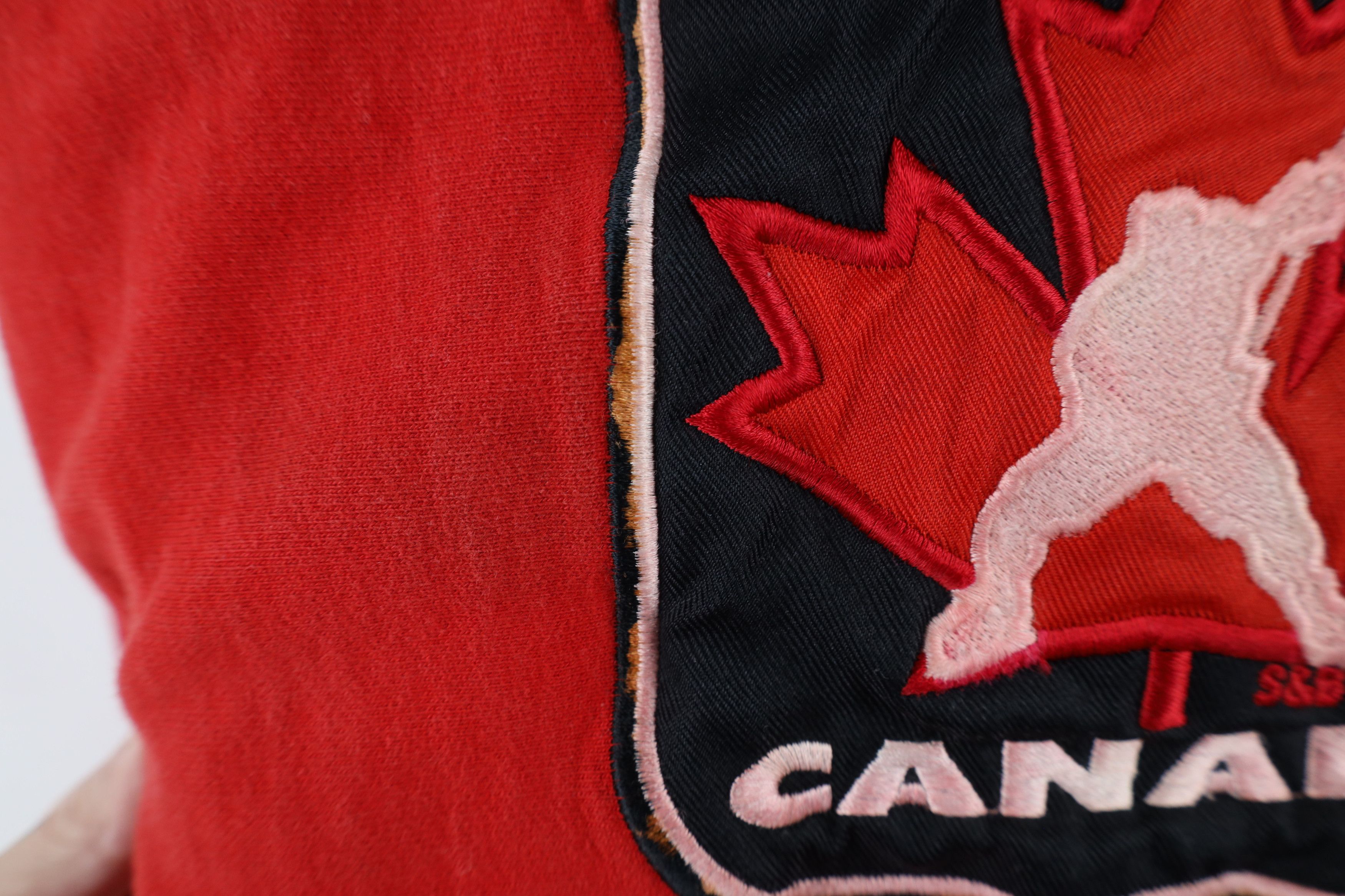 Vintage Vintage 90s Y2K Heavyweight Canada Hockey Sweatshirt Red Size US XXL / EU 58 / 5 - 6 Thumbnail