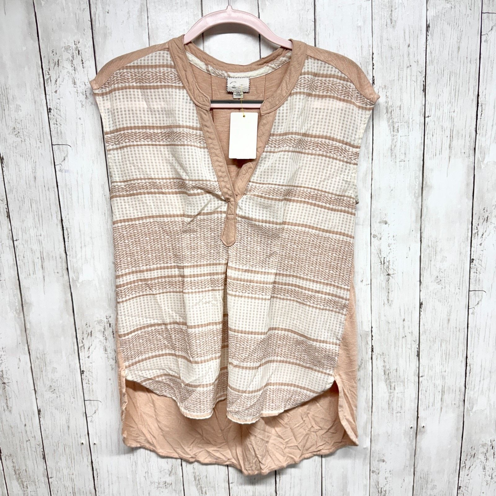 Anthropologie Anthropologie Postmark Small Split Neck High Low Sleeveless Size S / US 4 / IT 40 - 1 Thumbnail